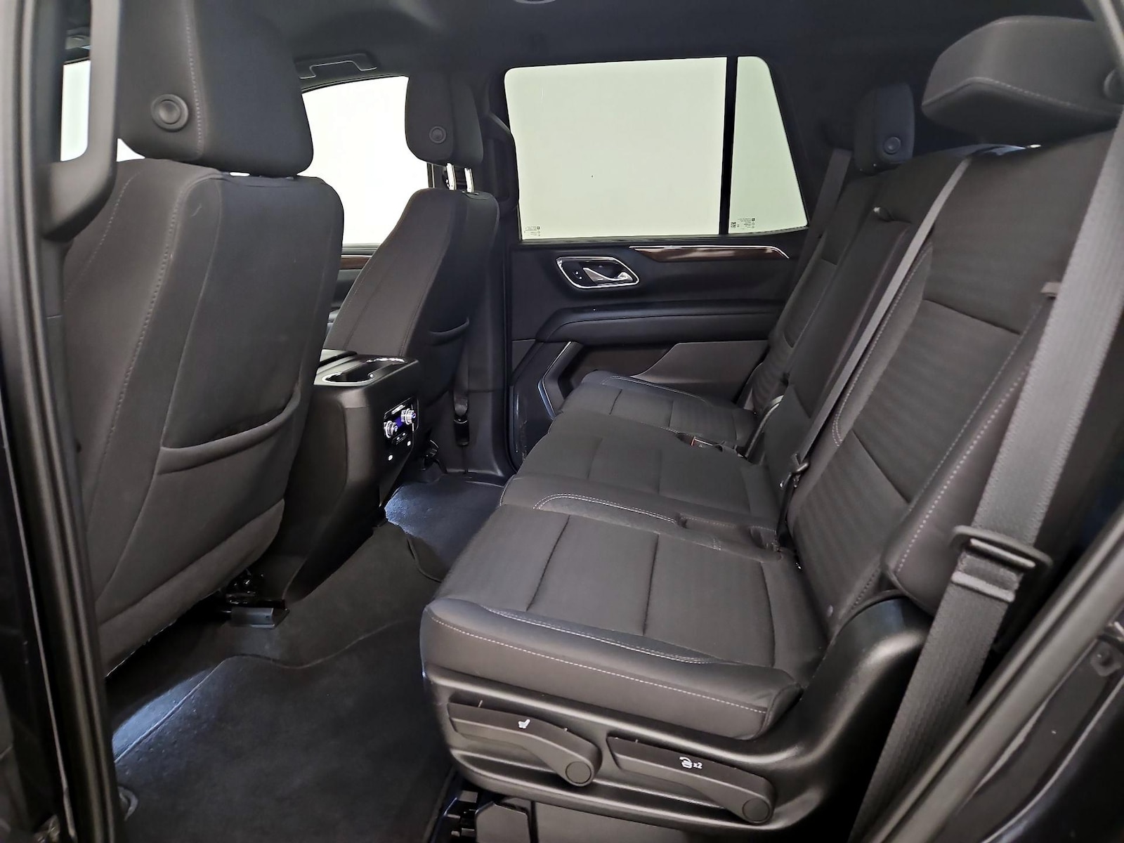 2023 GMC Yukon SLE - Photo 20