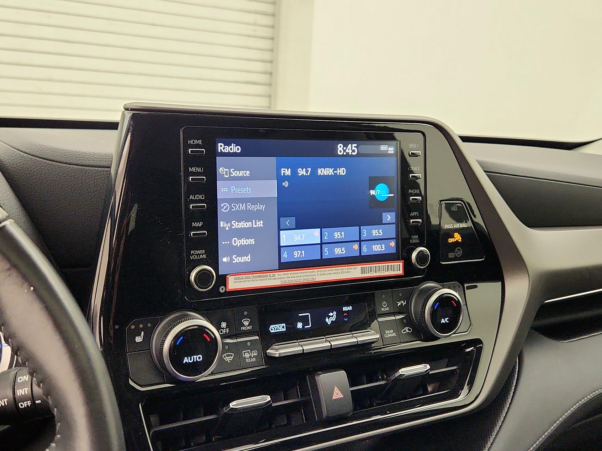 Thumbnail: 2022 Toyota Highlander - 15