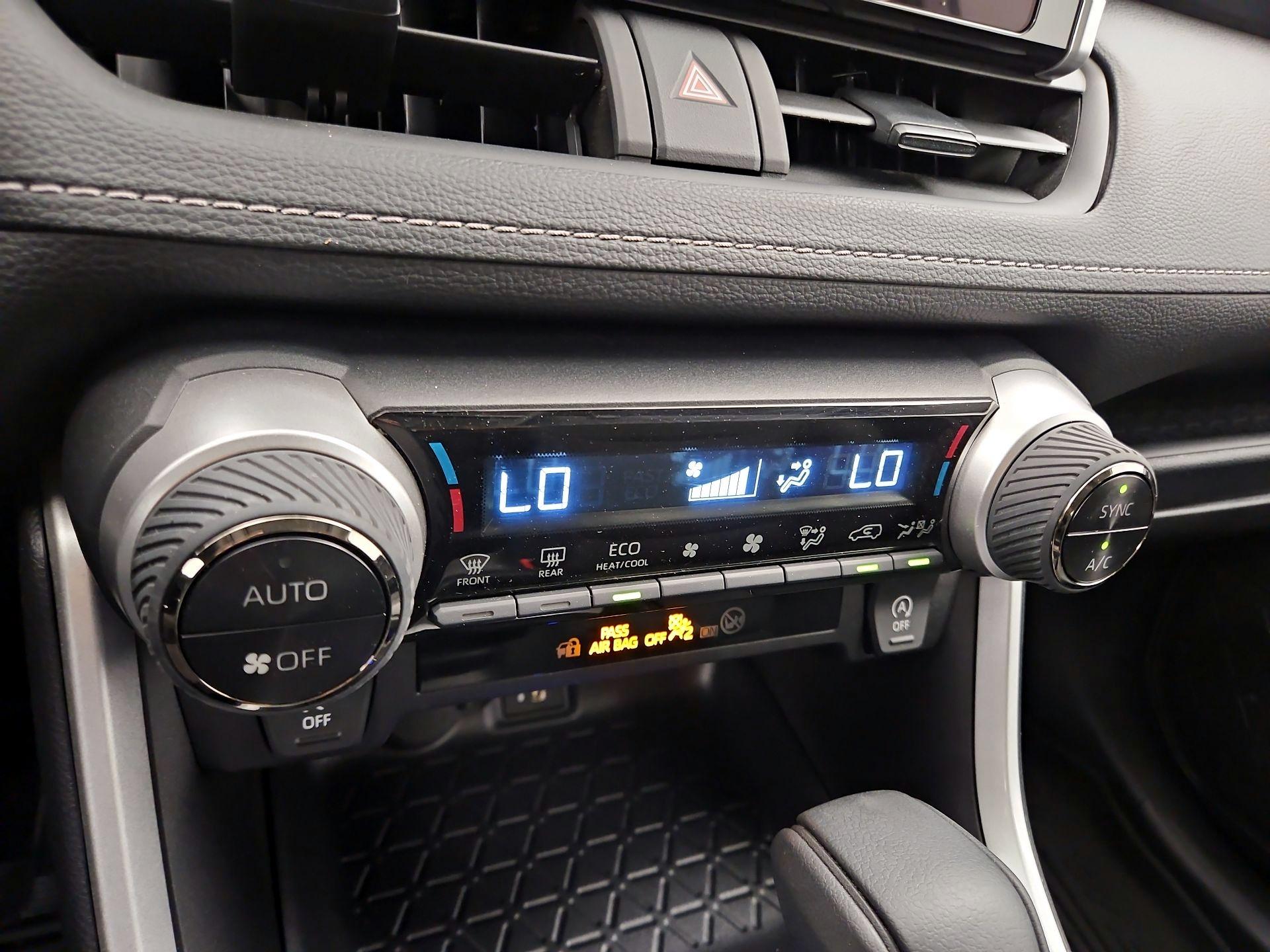 Thumbnail: 2025 Toyota RAV4 - 16