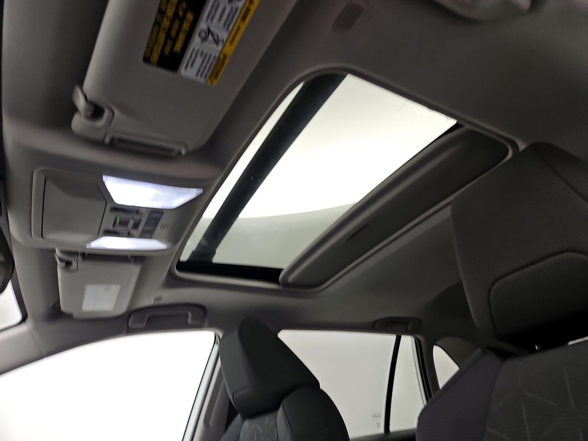 Thumbnail: 2025 Toyota RAV4 - 19
