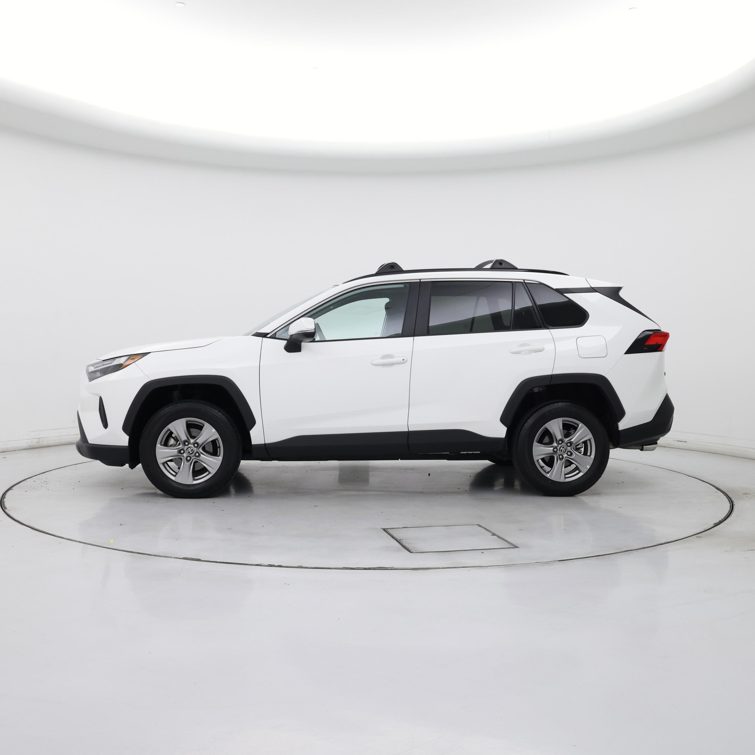 Thumbnail: 2025 Toyota RAV4 - 3