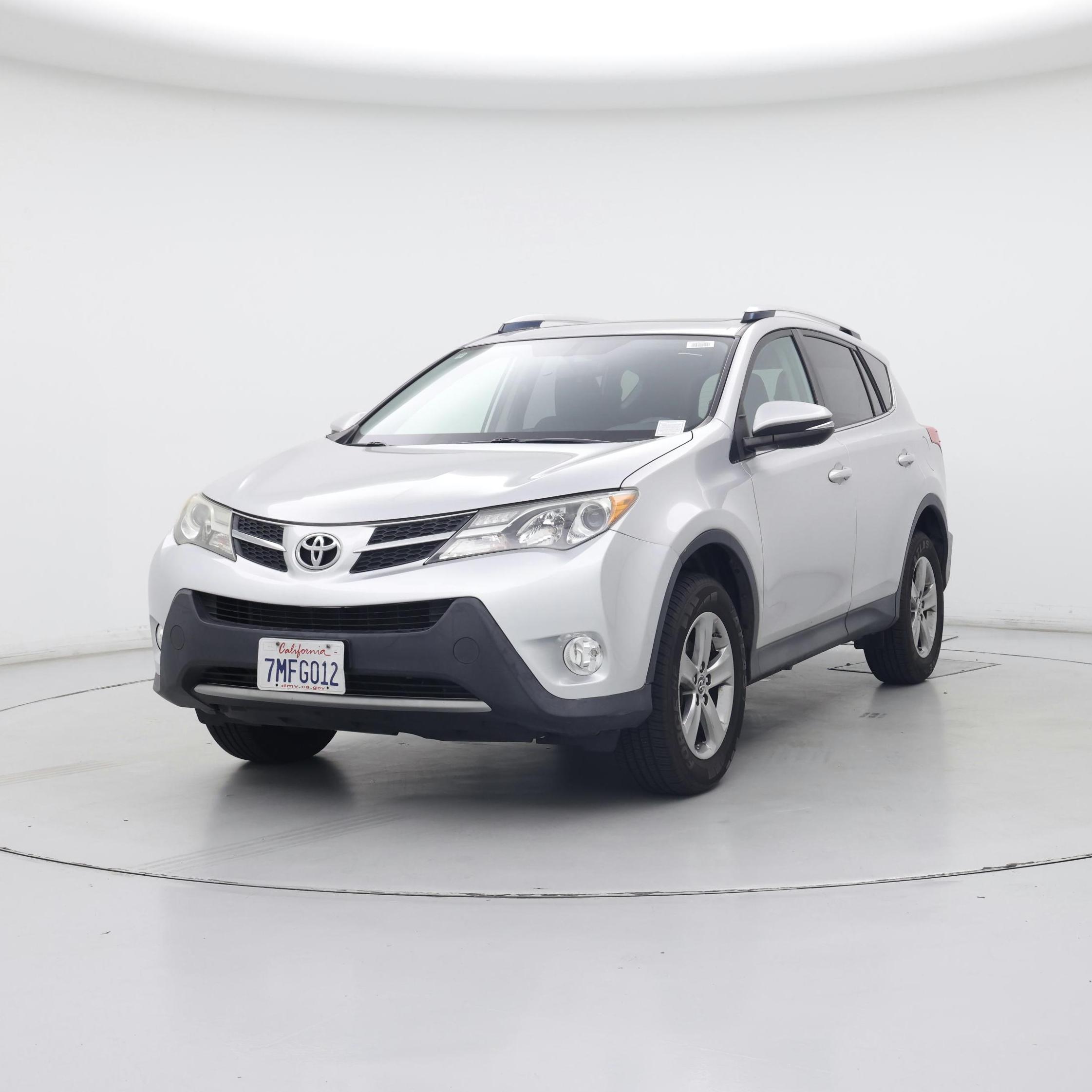 Thumbnail: 2015 Toyota RAV4 - 4
