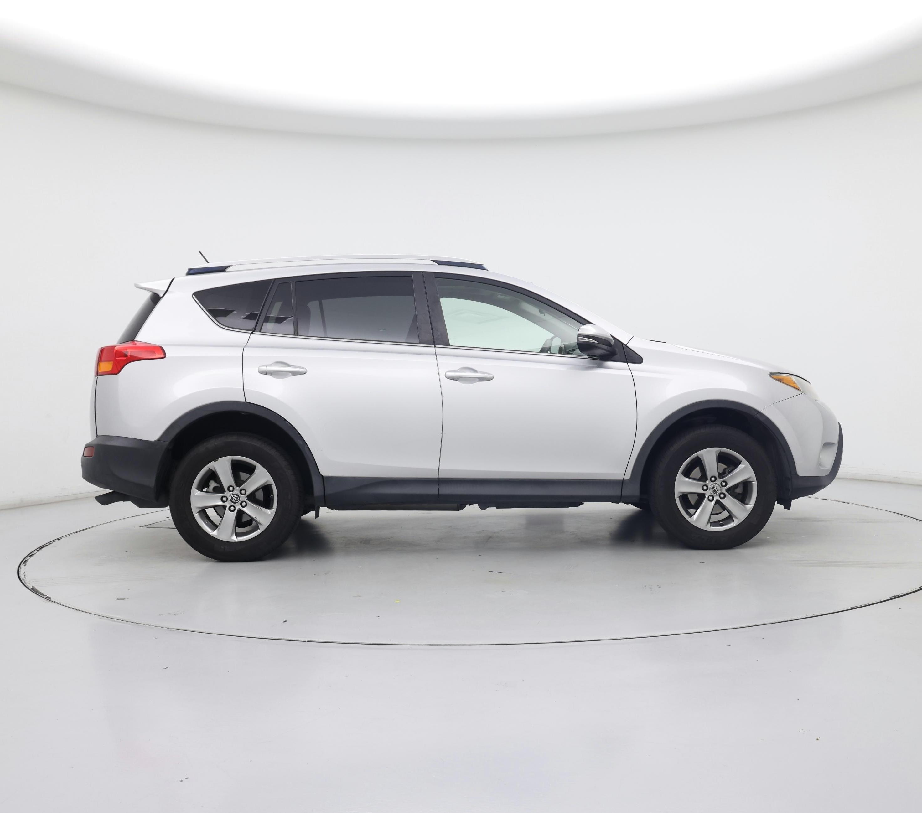 Thumbnail: 2015 Toyota RAV4 - 7