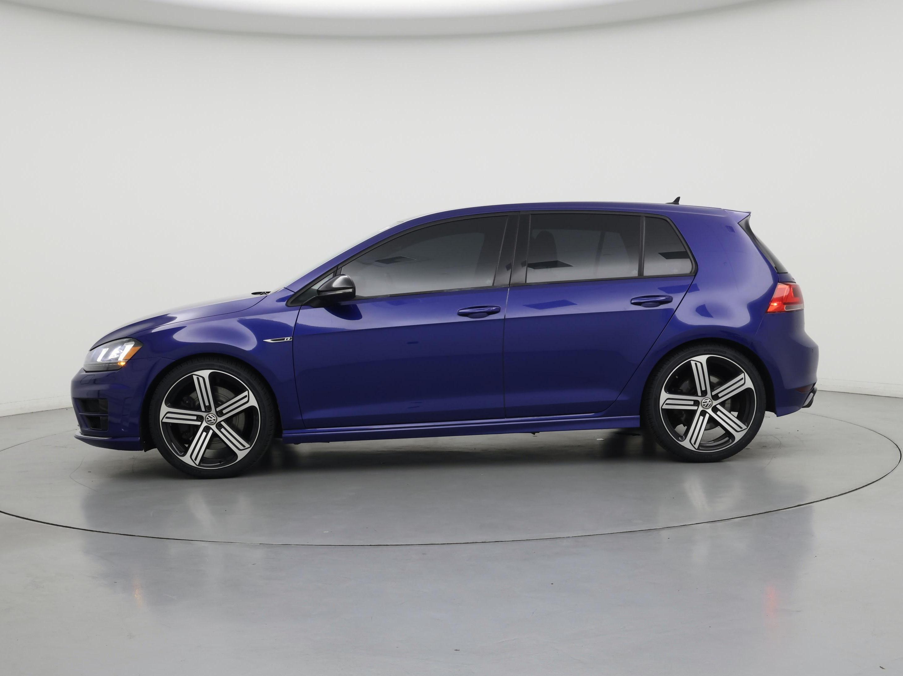 Thumbnail: 2016 Volkswagen Golf - 3