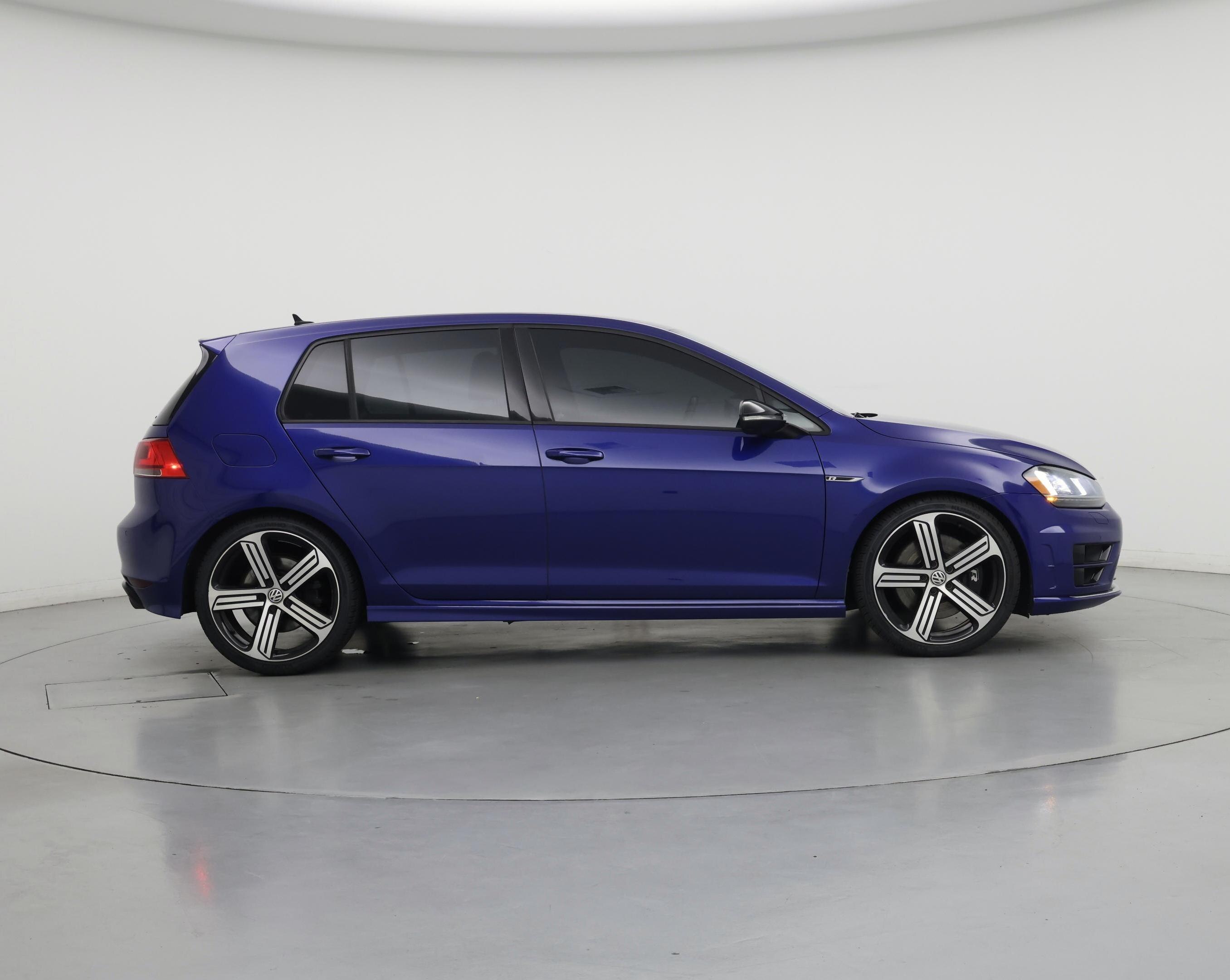 Thumbnail: 2016 Volkswagen Golf - 7