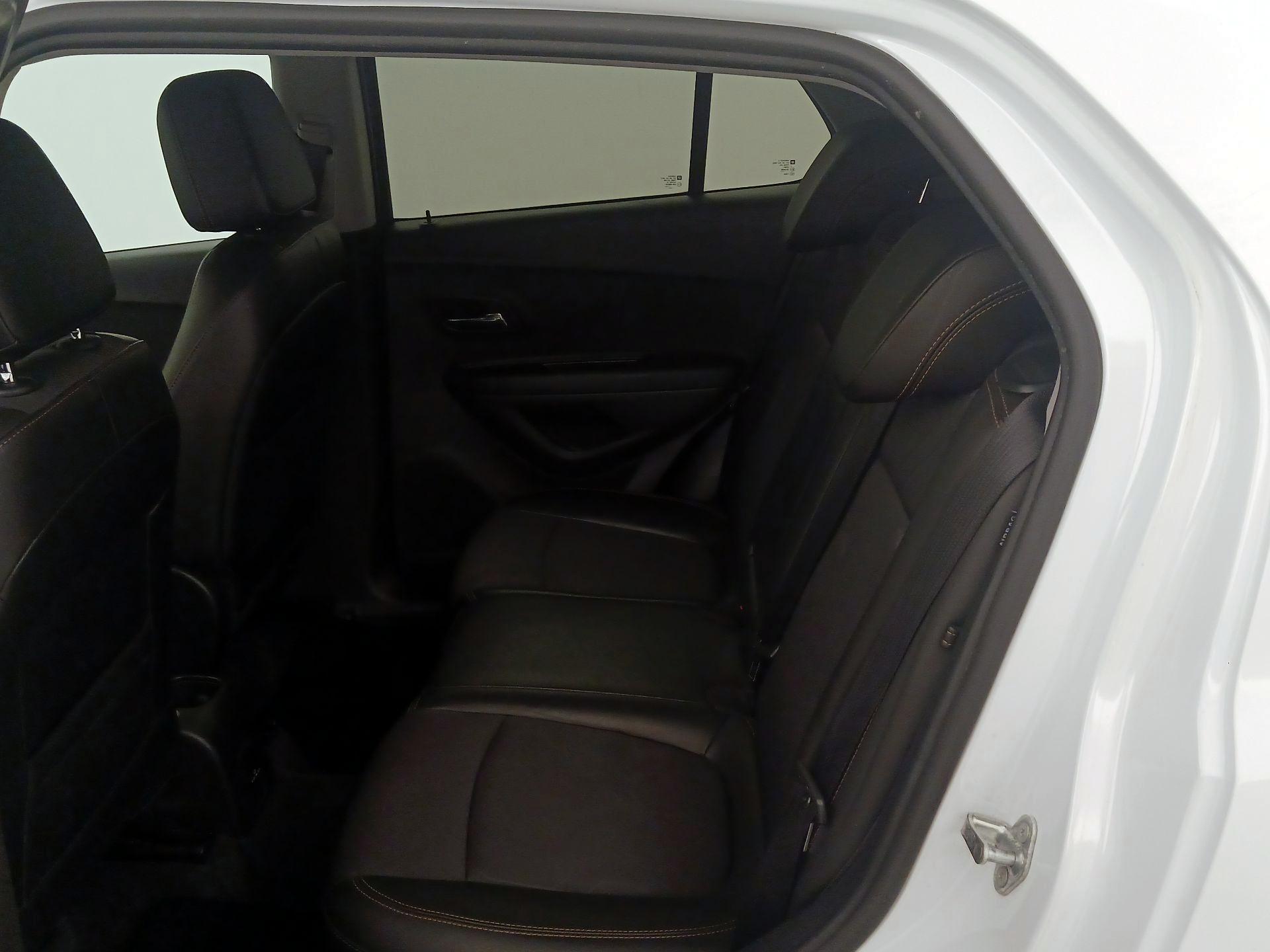 Thumbnail: 2018 Chevrolet Trax - 19