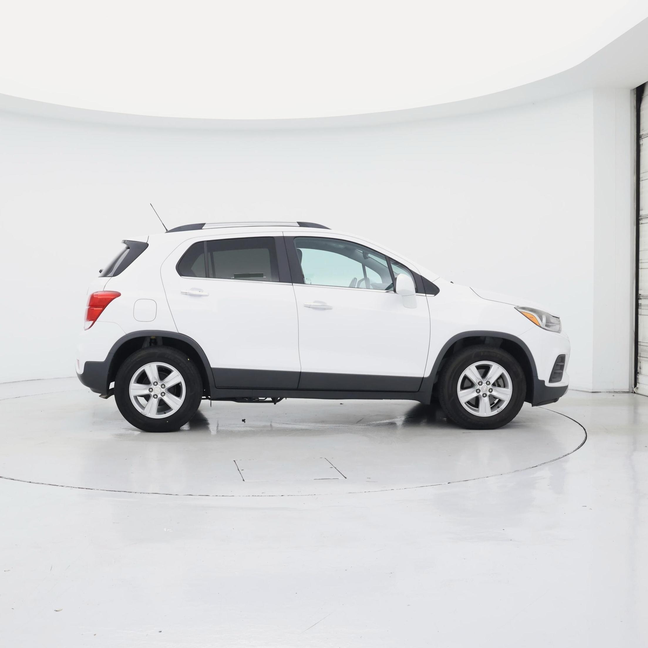Thumbnail: 2018 Chevrolet Trax - 7