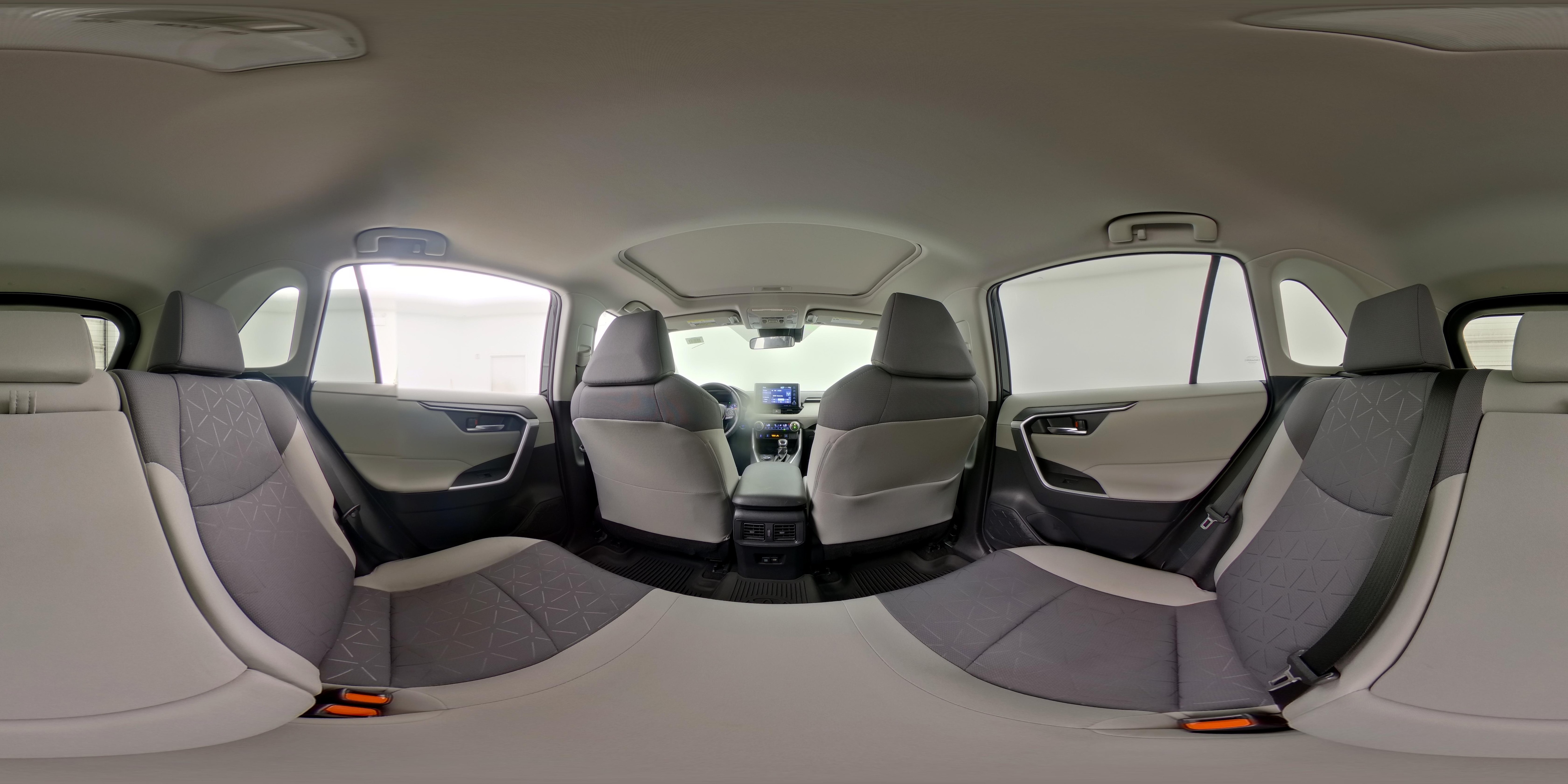 2021 Toyota RAV4 XLE - Photo 26