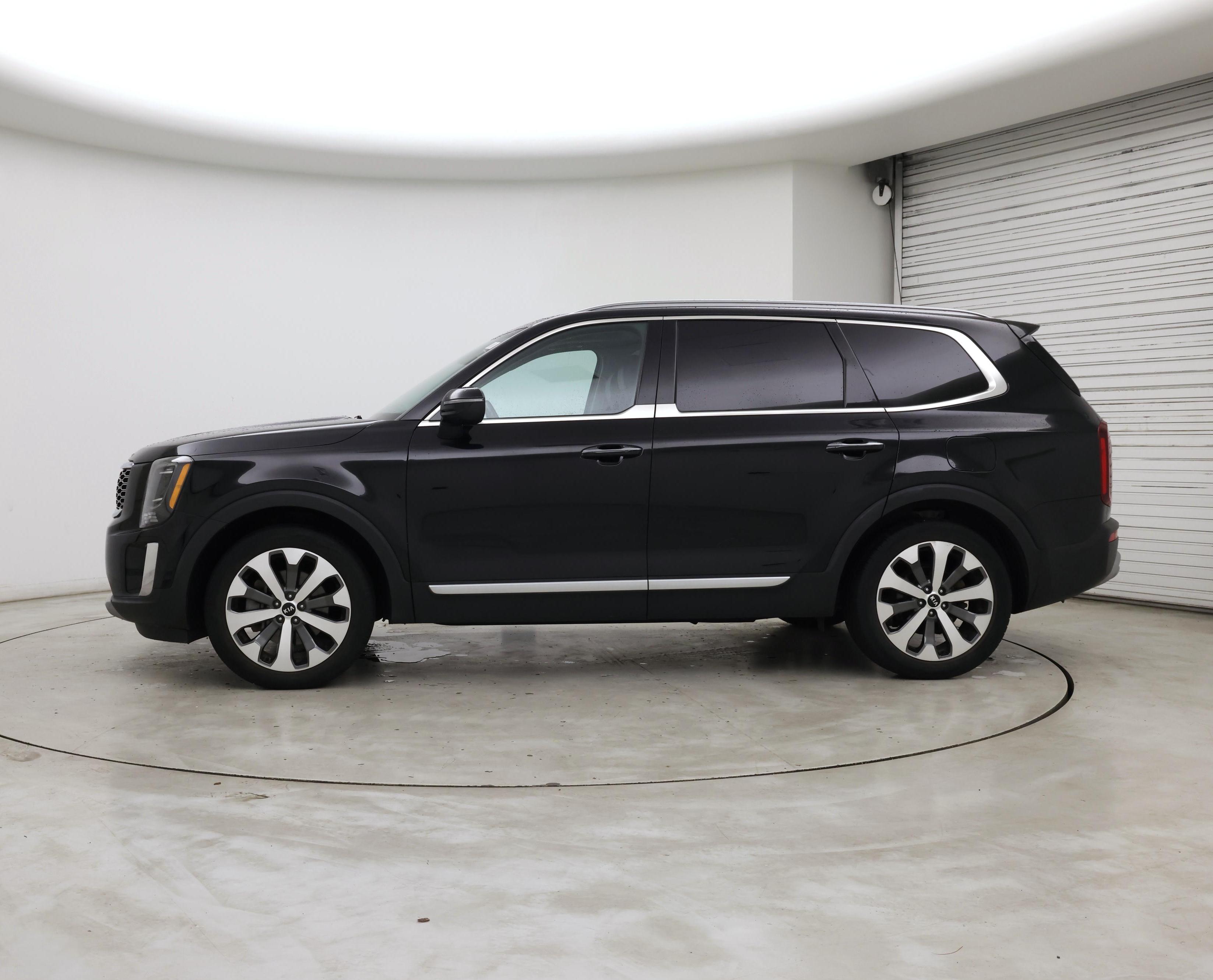 Thumbnail: 2021 Kia Telluride - 3