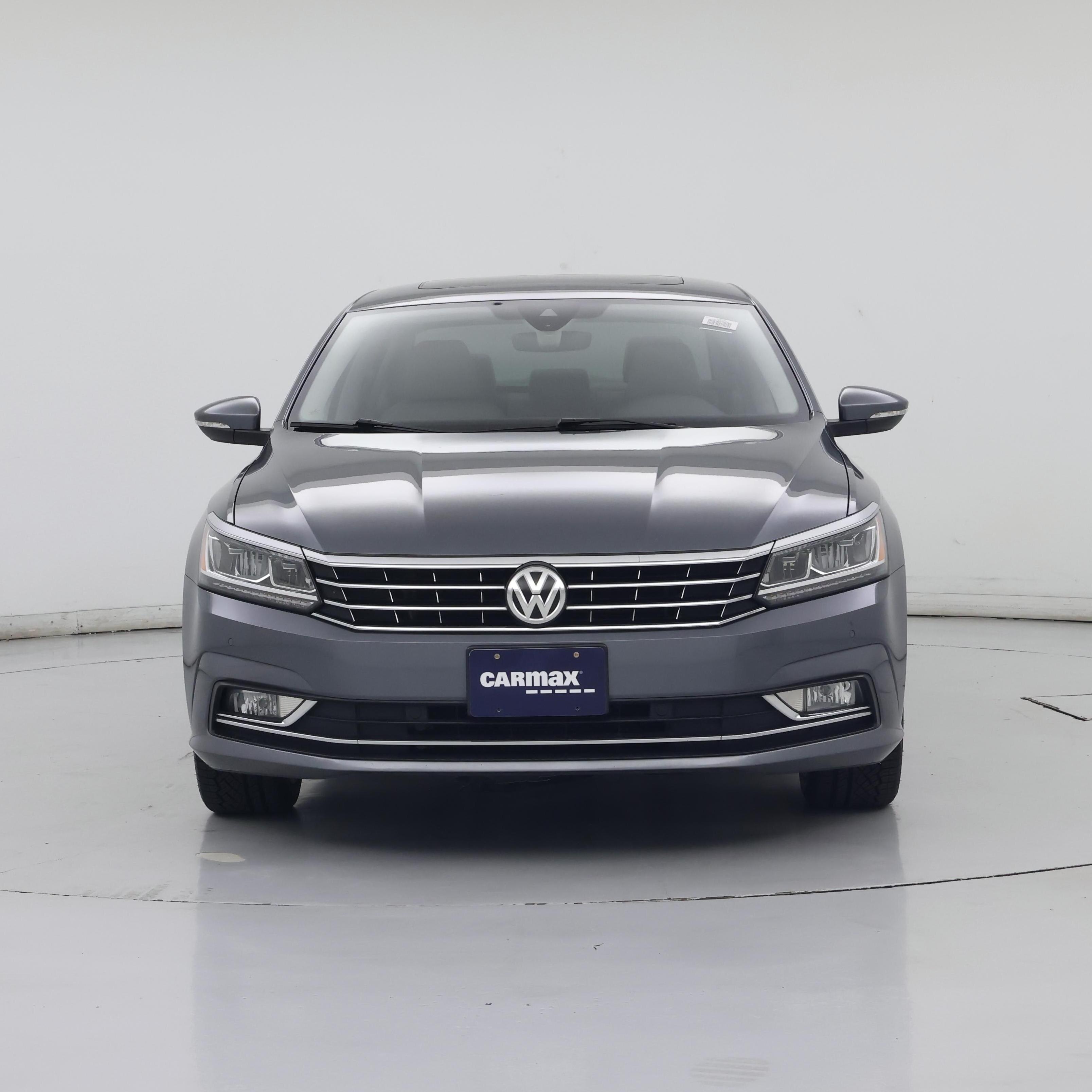 Thumbnail: 2017 Volkswagen Passat - 5