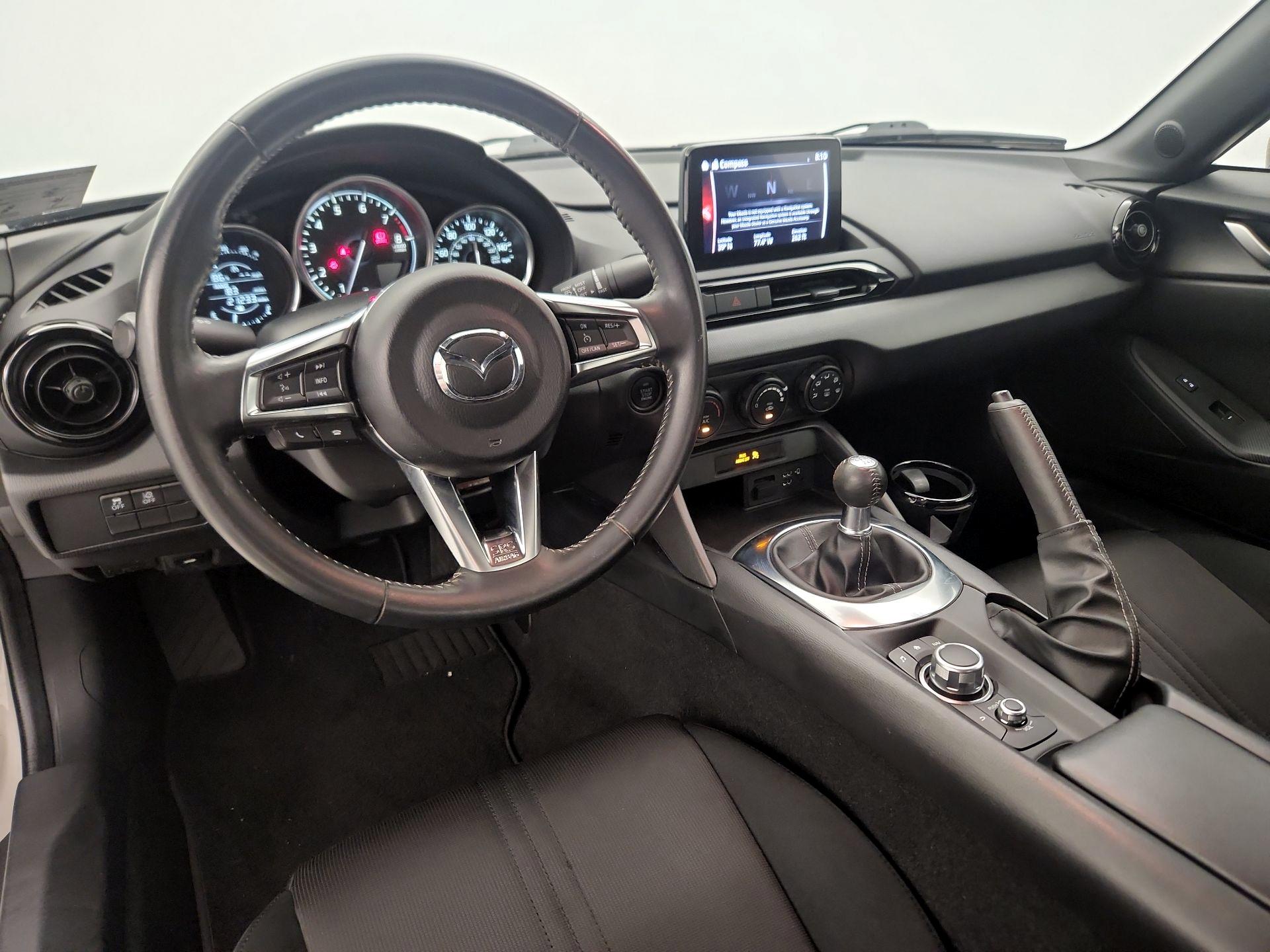 Thumbnail: 2022 Mazda MX-5 Miata - 9