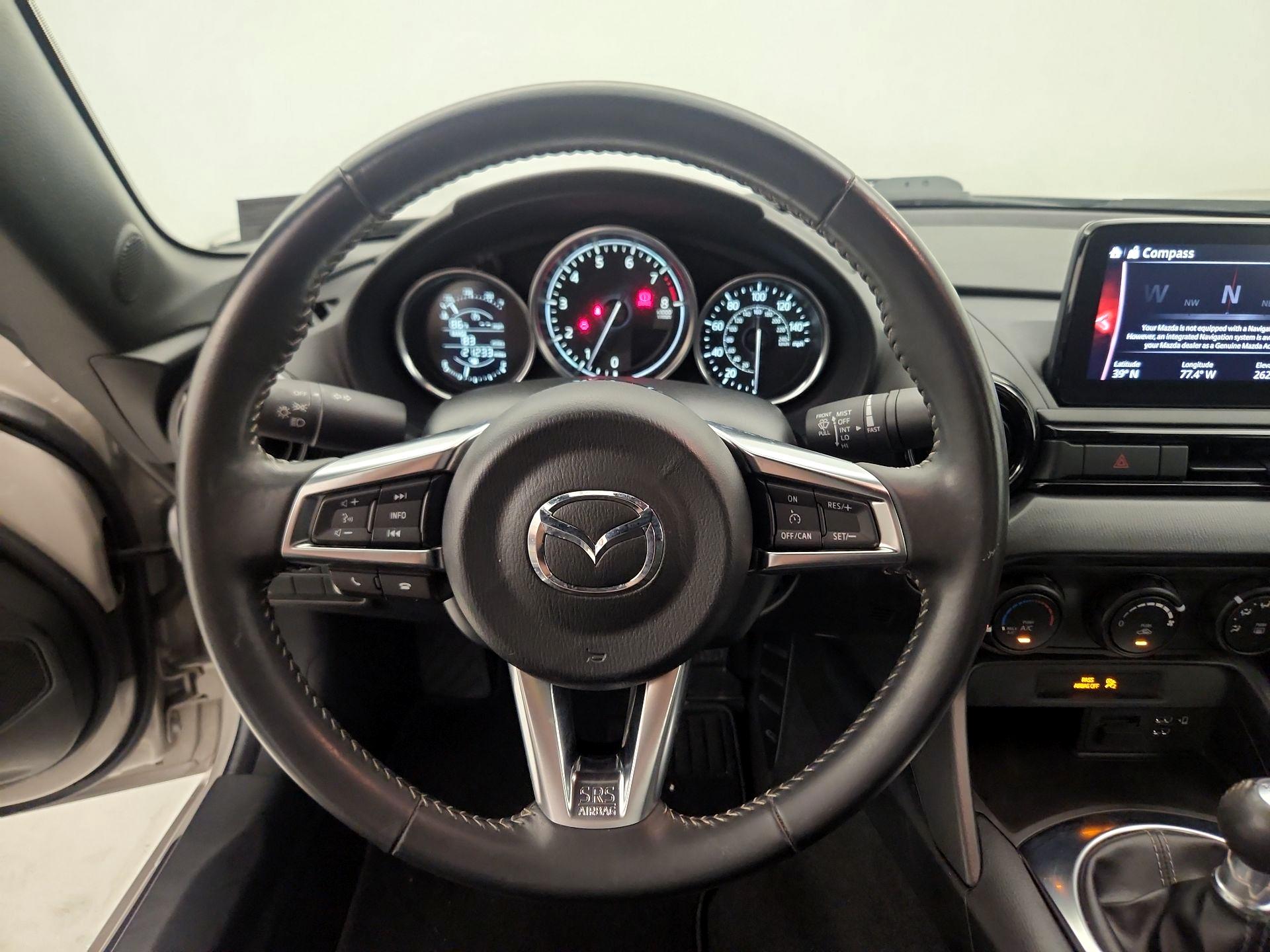 Thumbnail: 2022 Mazda MX-5 Miata - 10