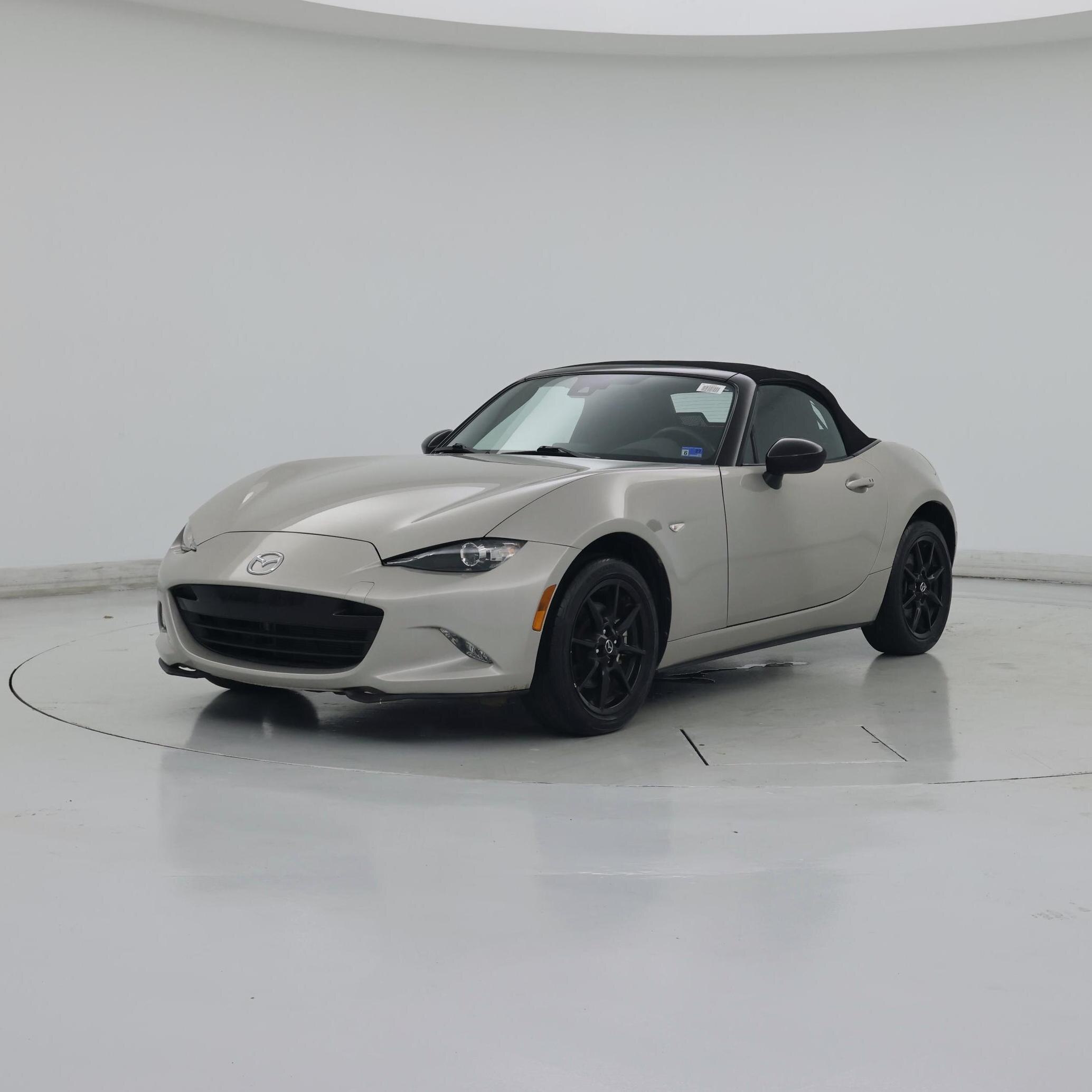 Thumbnail: 2022 Mazda MX-5 Miata - 4