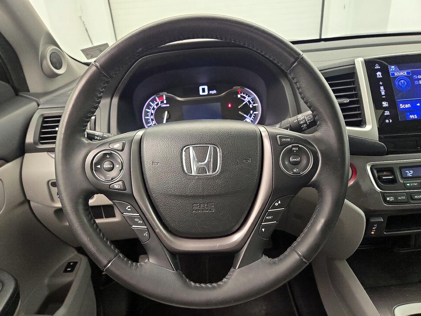 2018 Honda Pilot EX-L - Photo 11