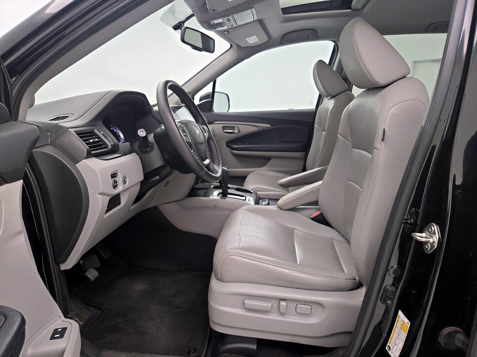 2018 Honda Pilot EX-L - Photo 12