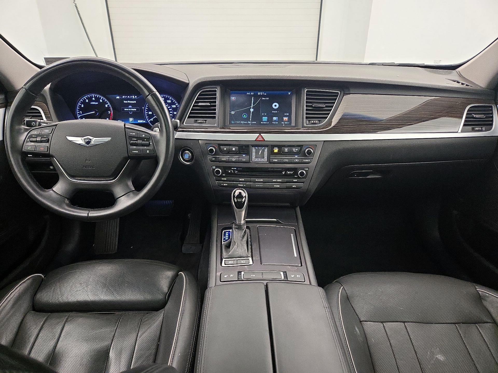 Thumbnail: 2015 Hyundai Genesis - 9