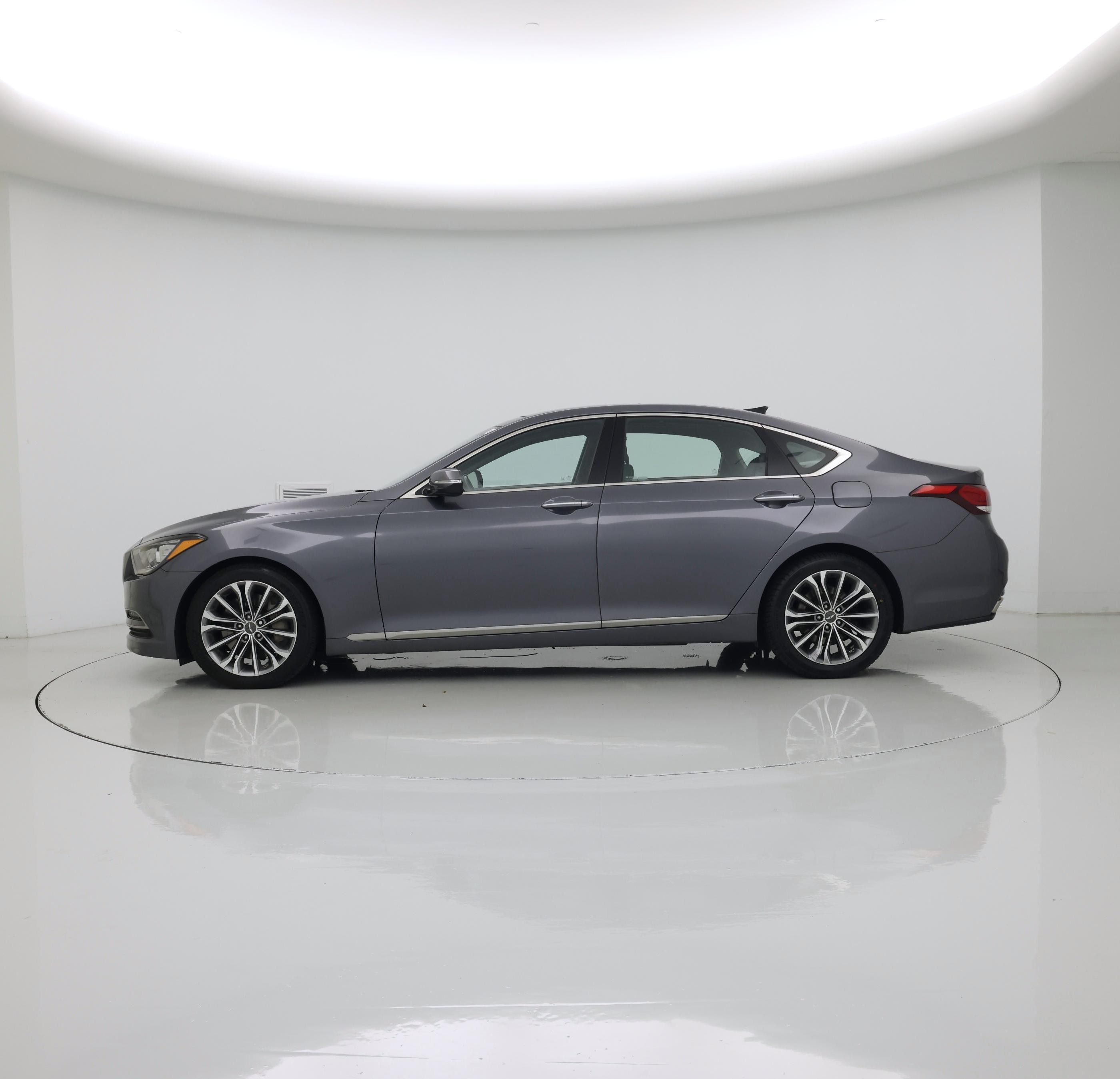 Thumbnail: 2015 Hyundai Genesis - 3