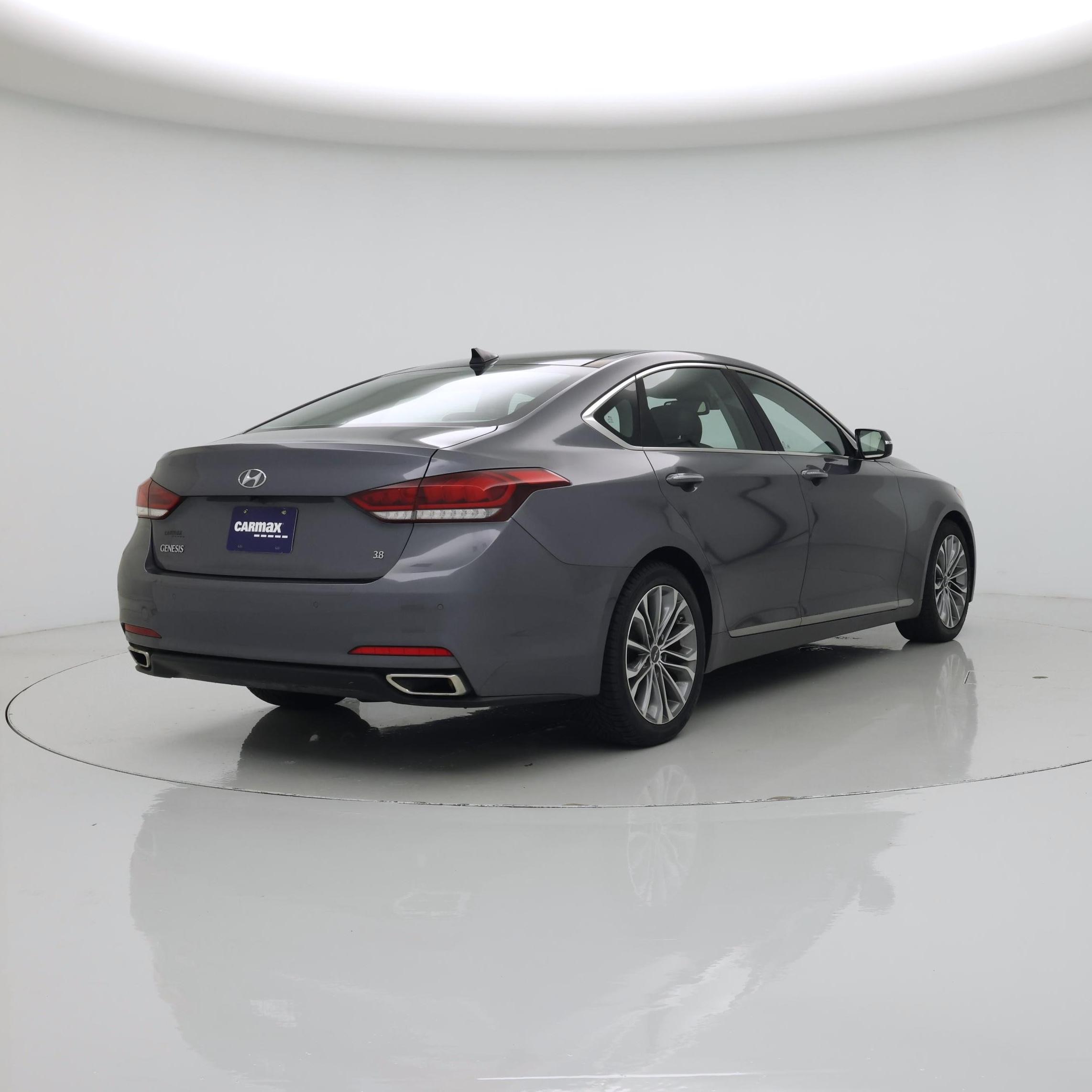 Thumbnail: 2015 Hyundai Genesis - 8