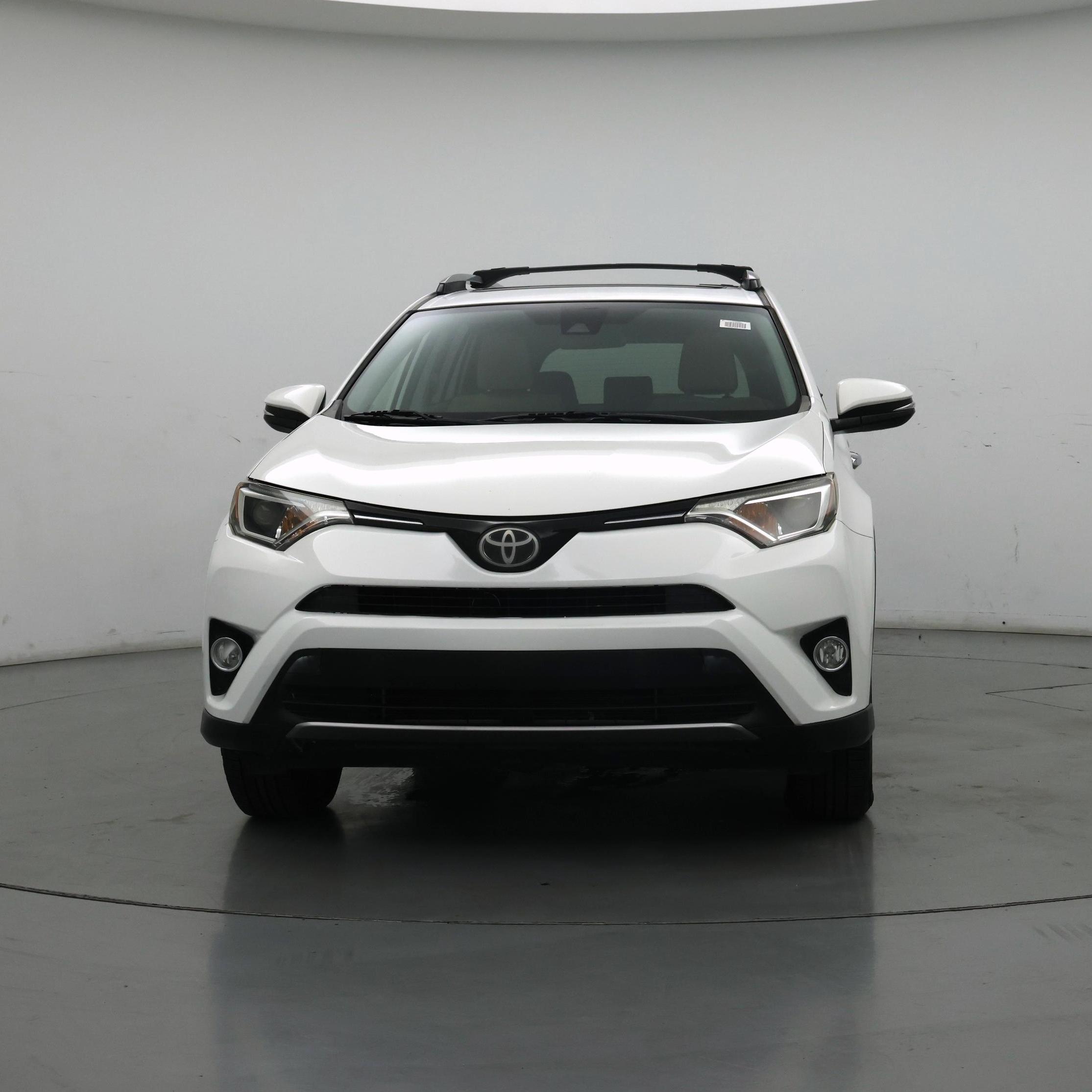 Thumbnail: 2017 Toyota RAV4 - 5