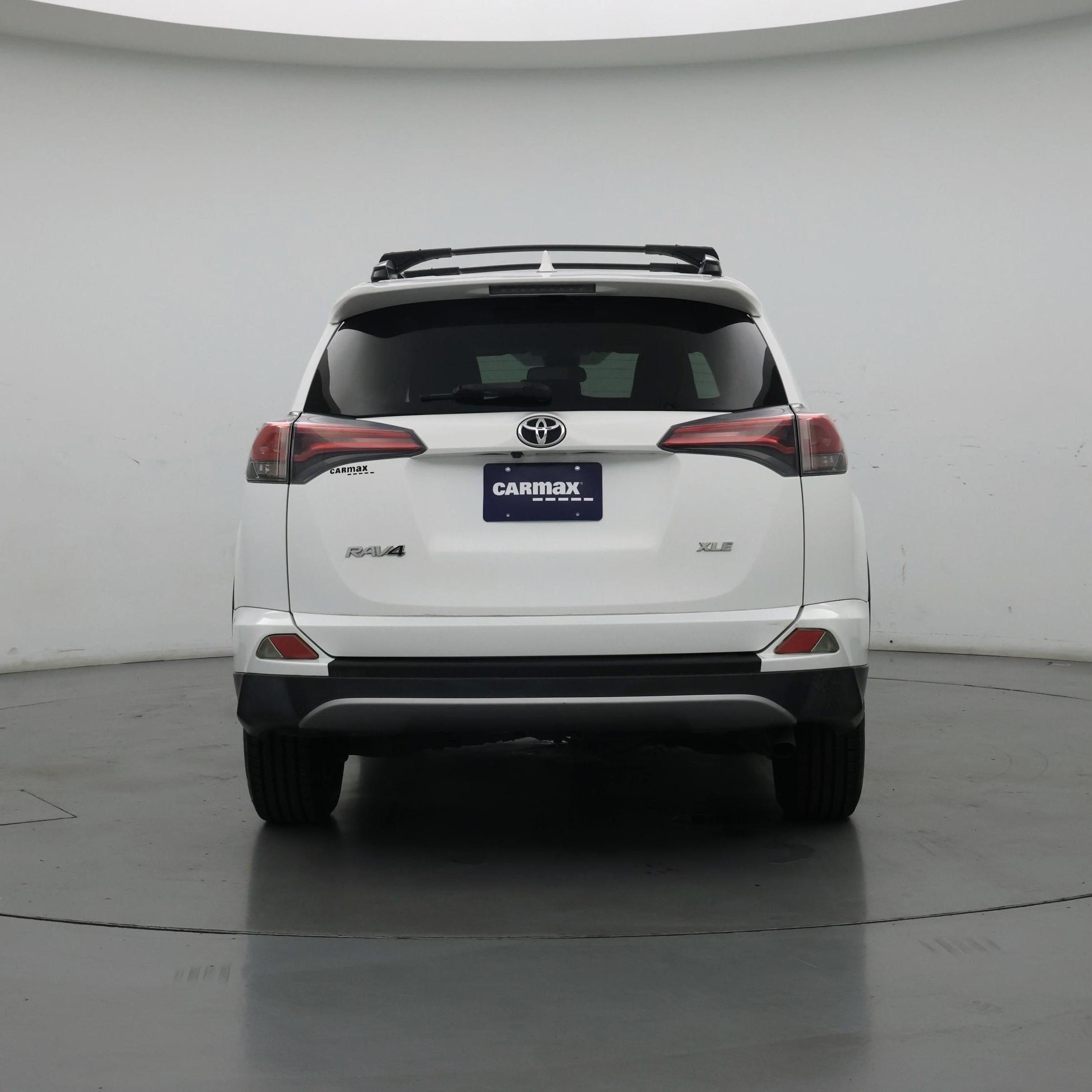 Thumbnail: 2017 Toyota RAV4 - 6