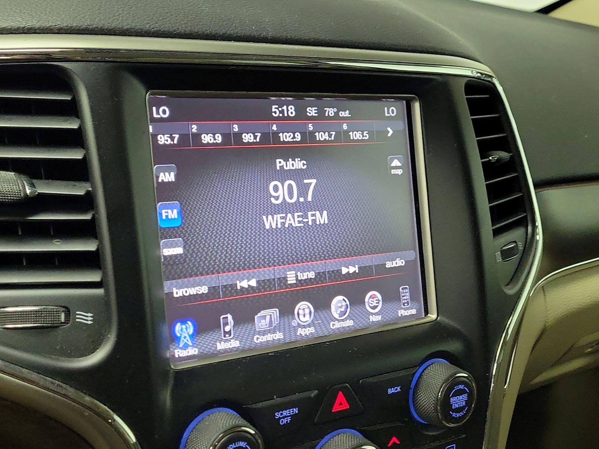 Thumbnail: 2017 Jeep Grand Cherokee - 15