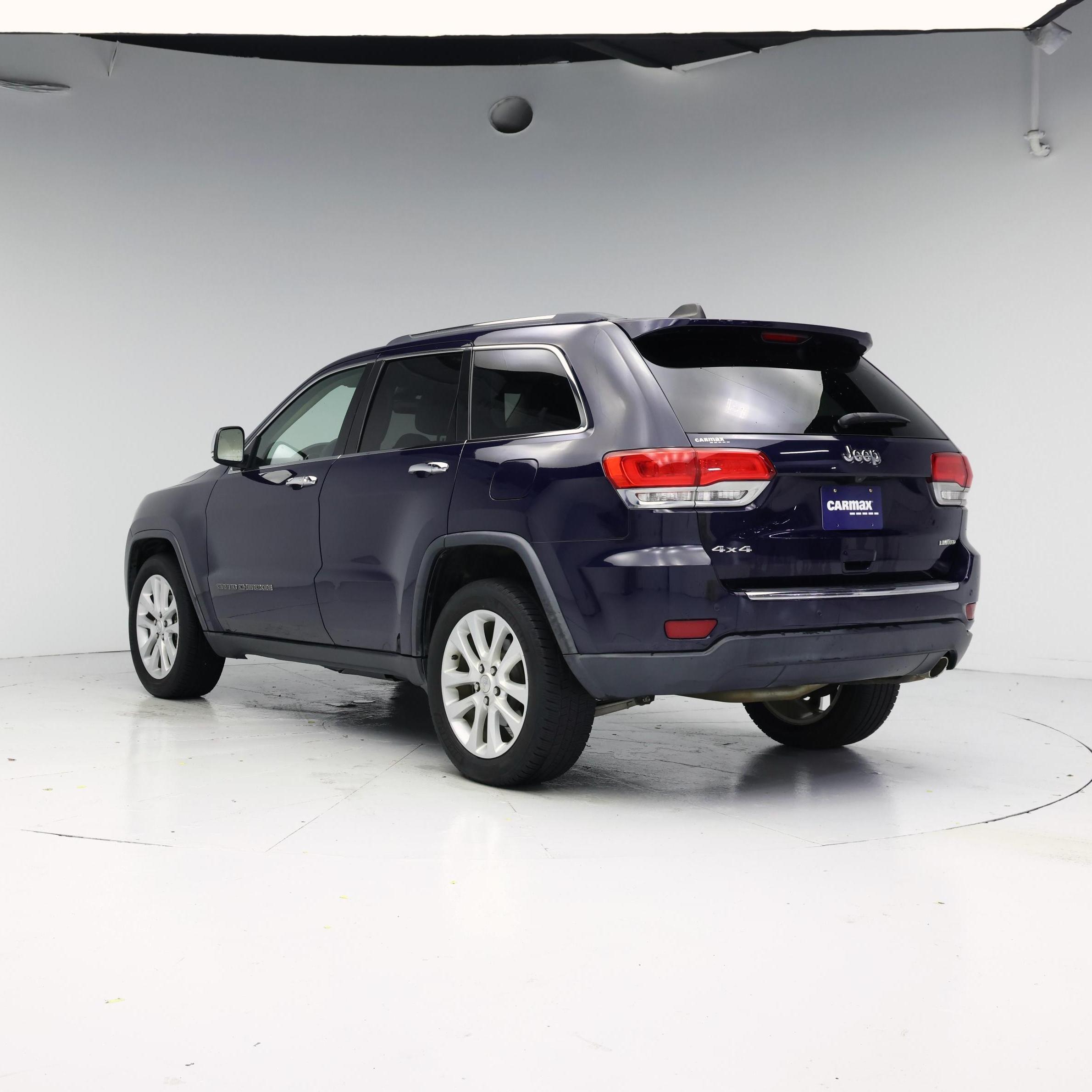 Thumbnail: 2017 Jeep Grand Cherokee - 2