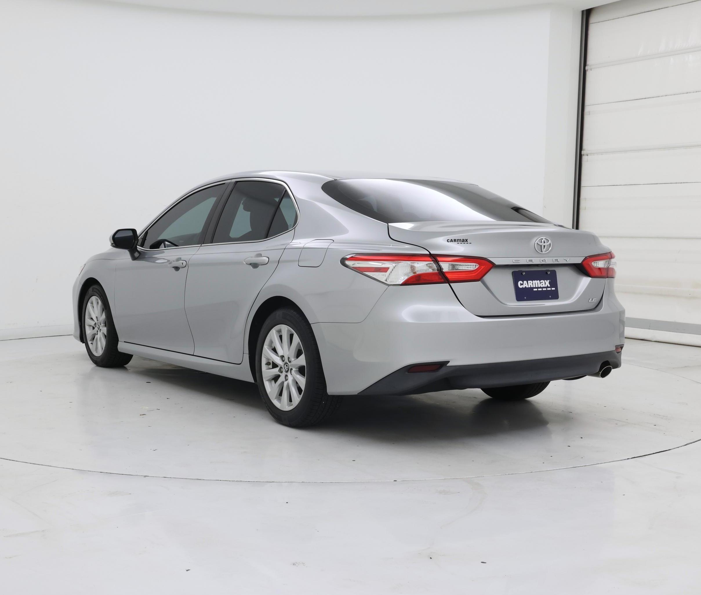 Thumbnail: 2018 Toyota Camry - 2
