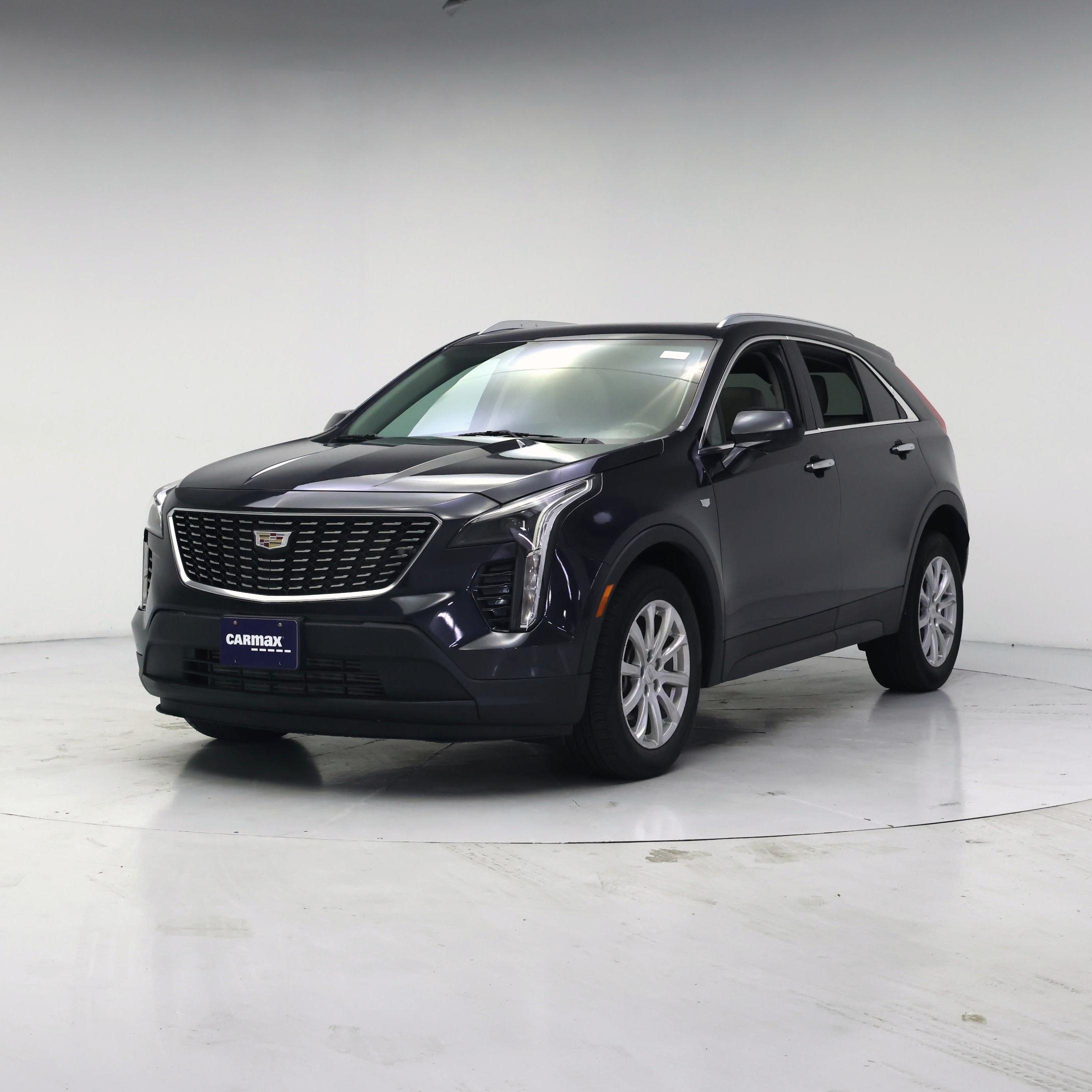Thumbnail: 2023 Cadillac XT4 - 4