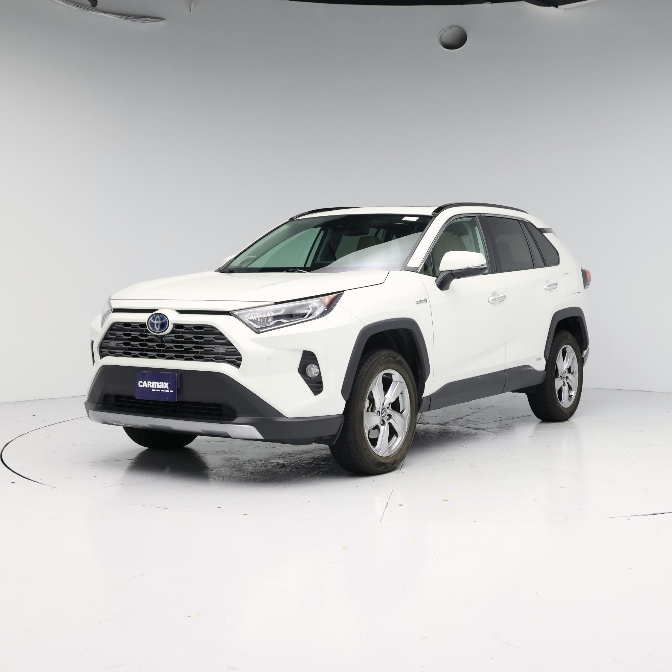 Thumbnail: 2020 Toyota RAV4 - 4