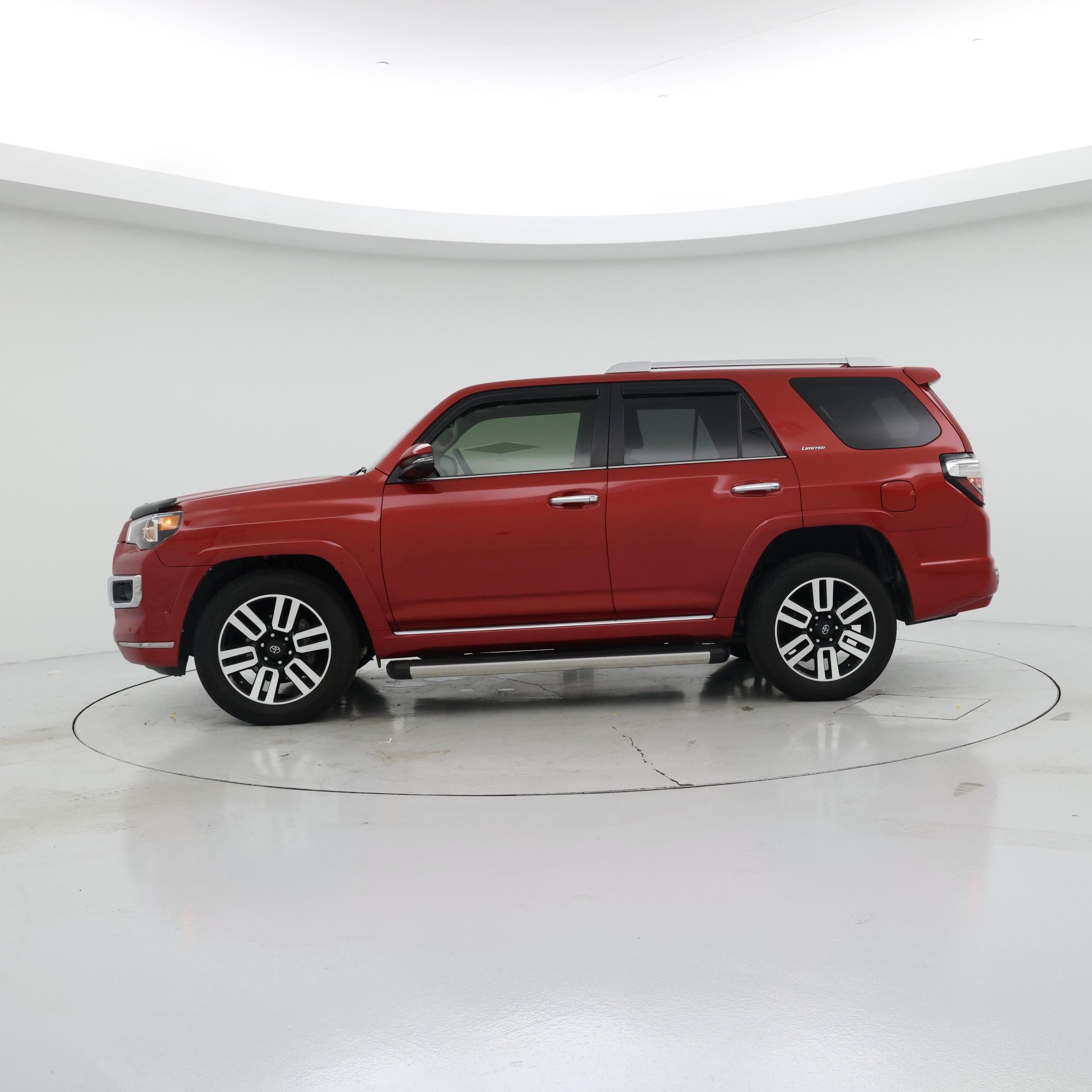 Thumbnail: 2022 Toyota 4Runner - 3