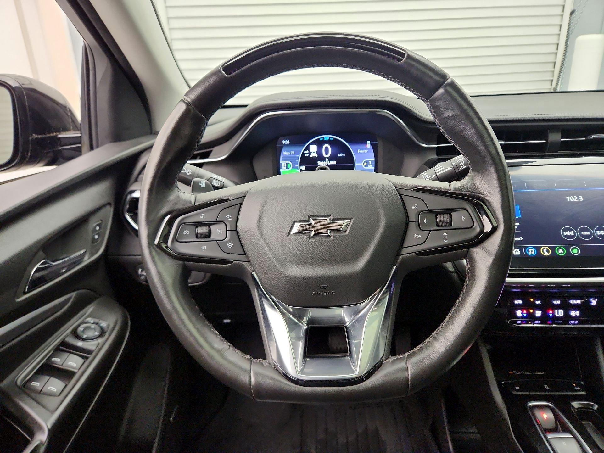 Thumbnail: 2023 Chevrolet Bolt EUV - 10
