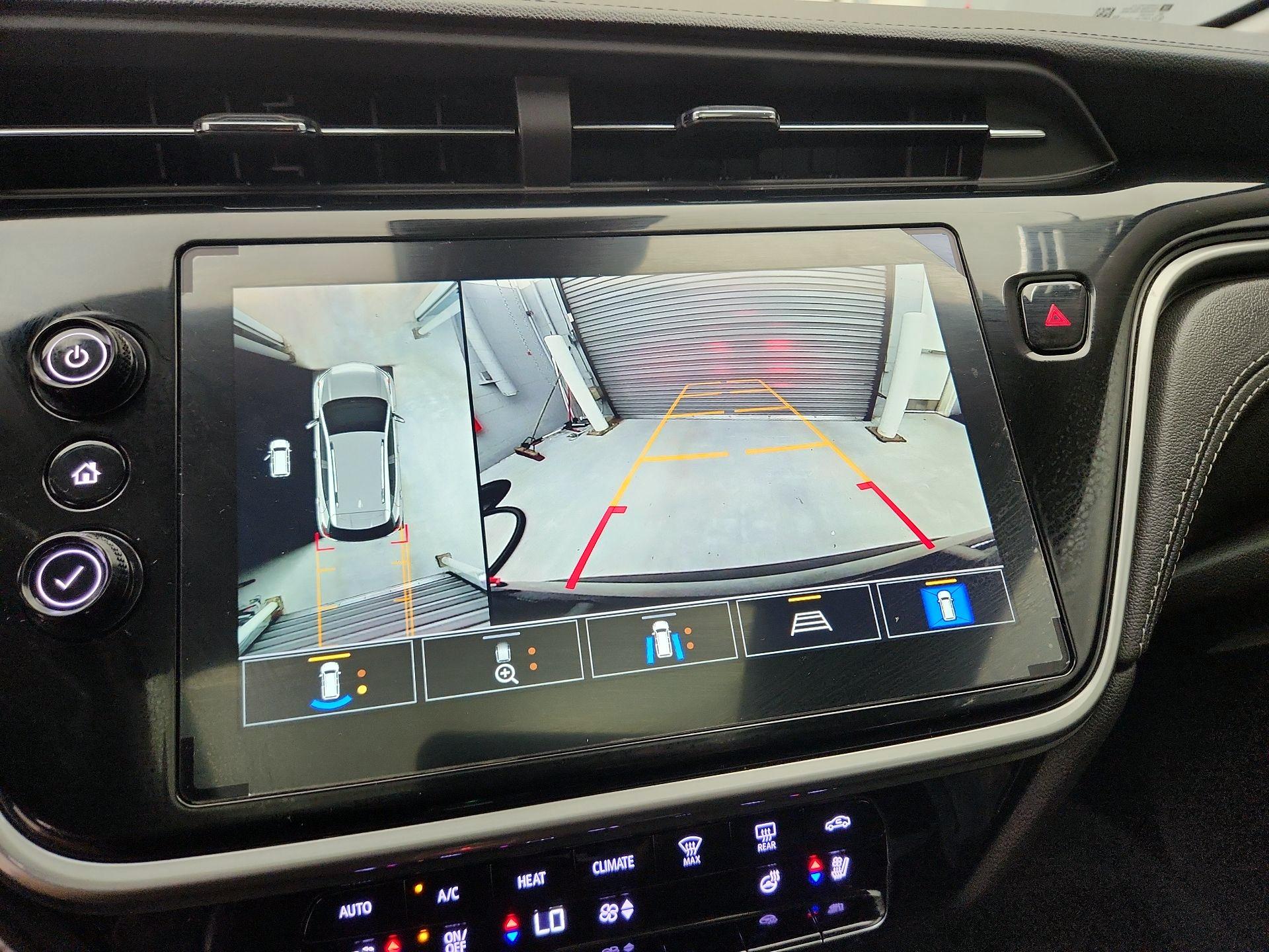 Thumbnail: 2023 Chevrolet Bolt EUV - 15