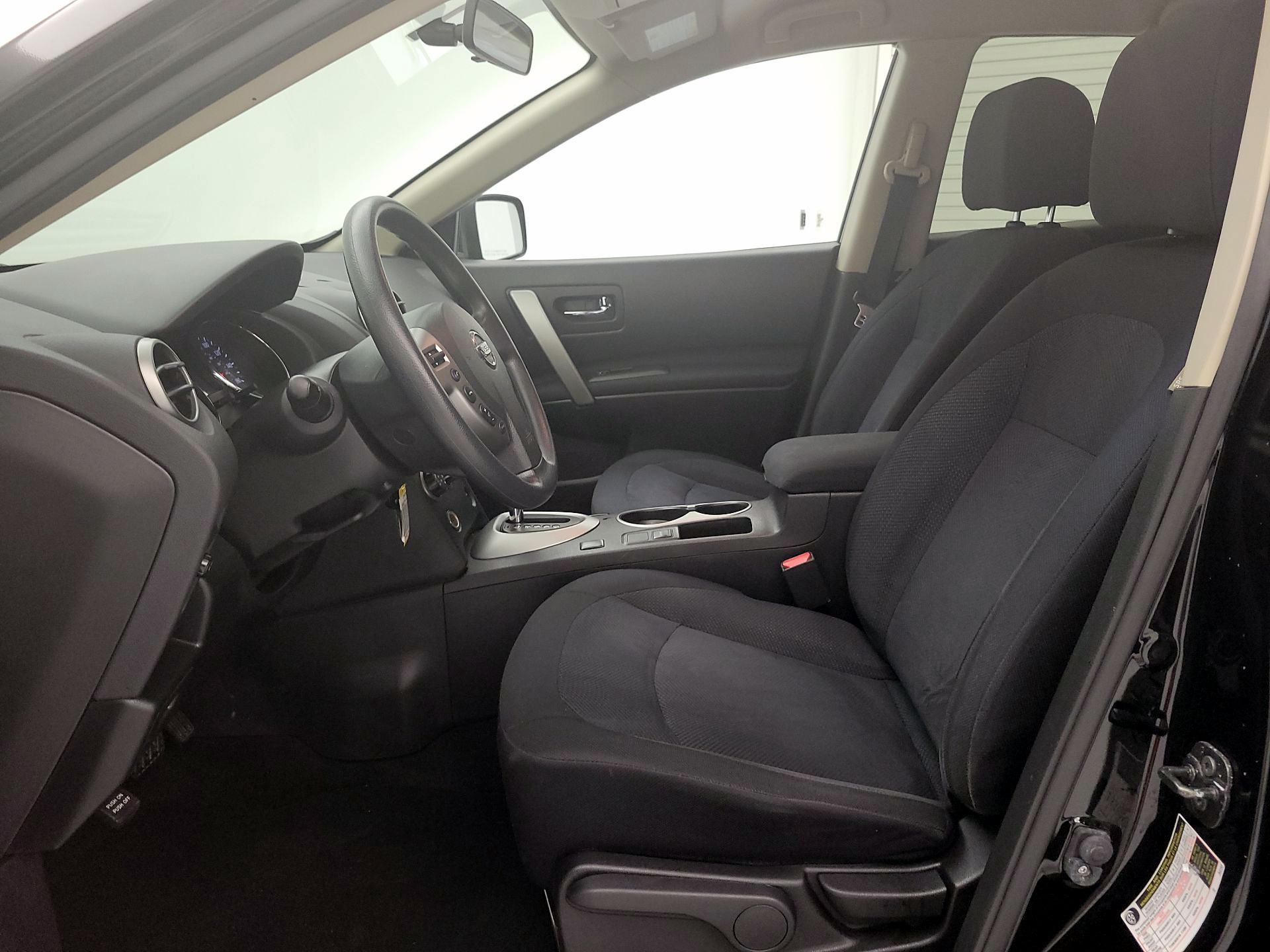 Thumbnail: 2015 Nissan Rogue - 11