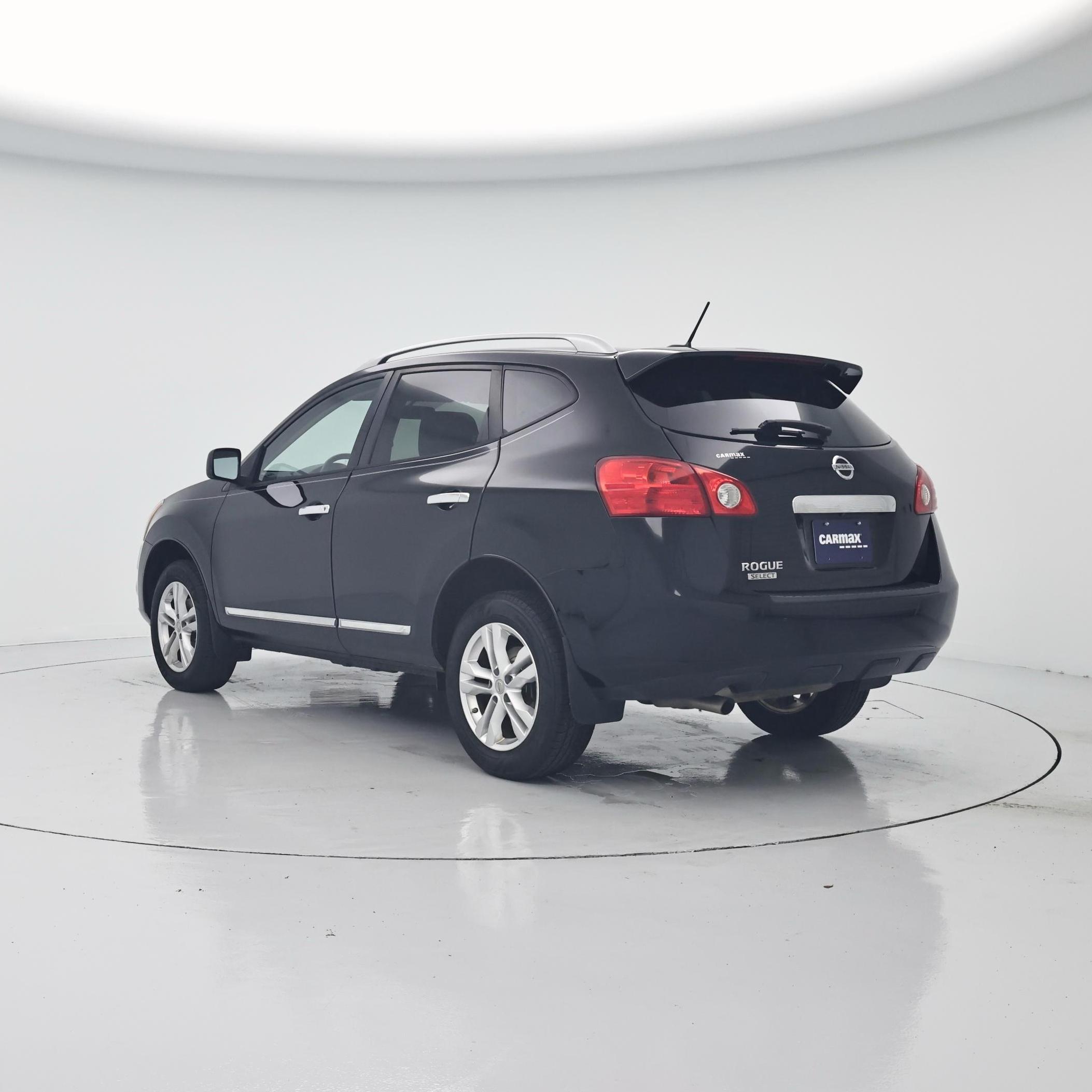 Thumbnail: 2015 Nissan Rogue - 2