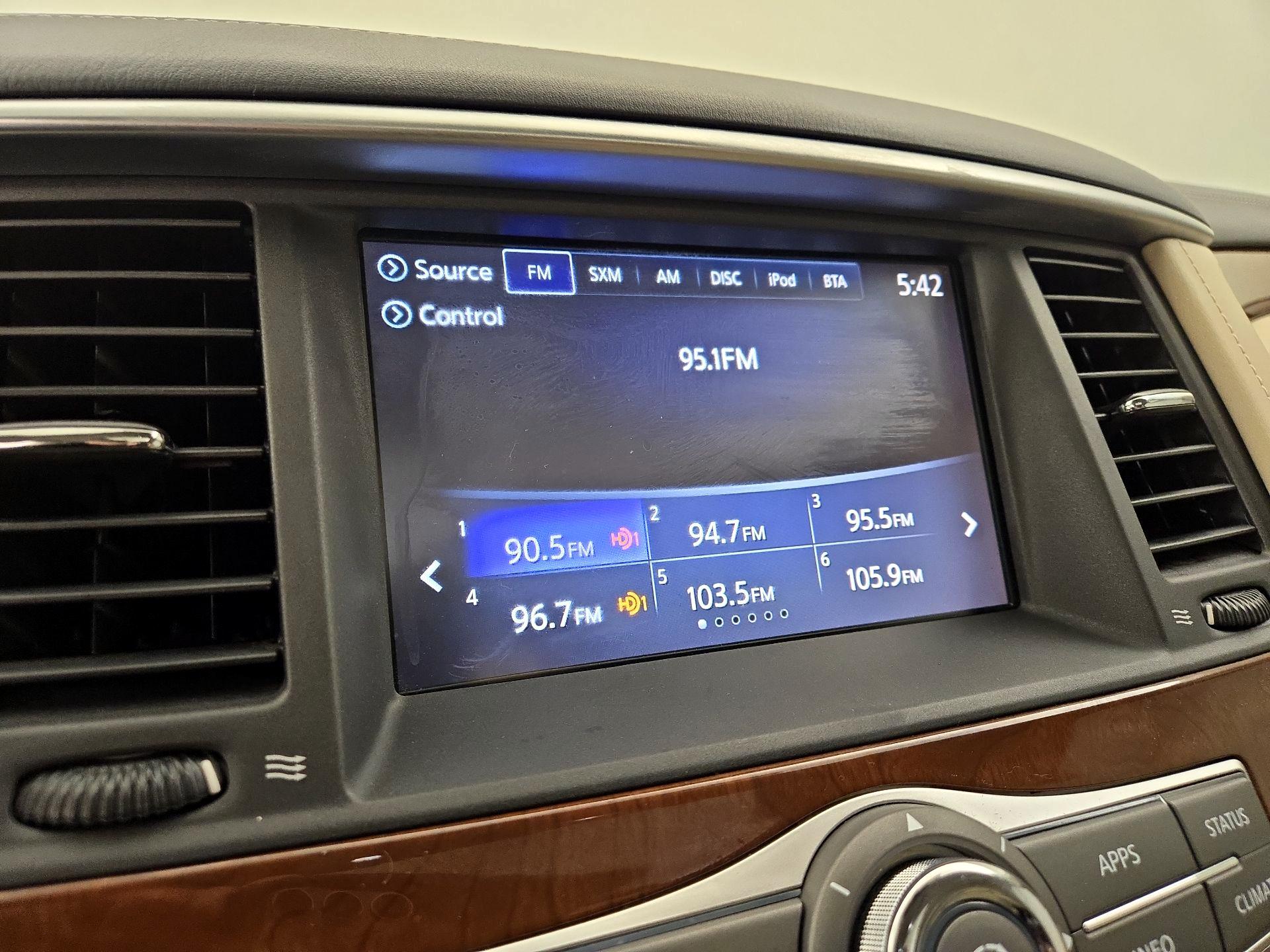 Thumbnail: 2019 INFINITI QX80 - 16