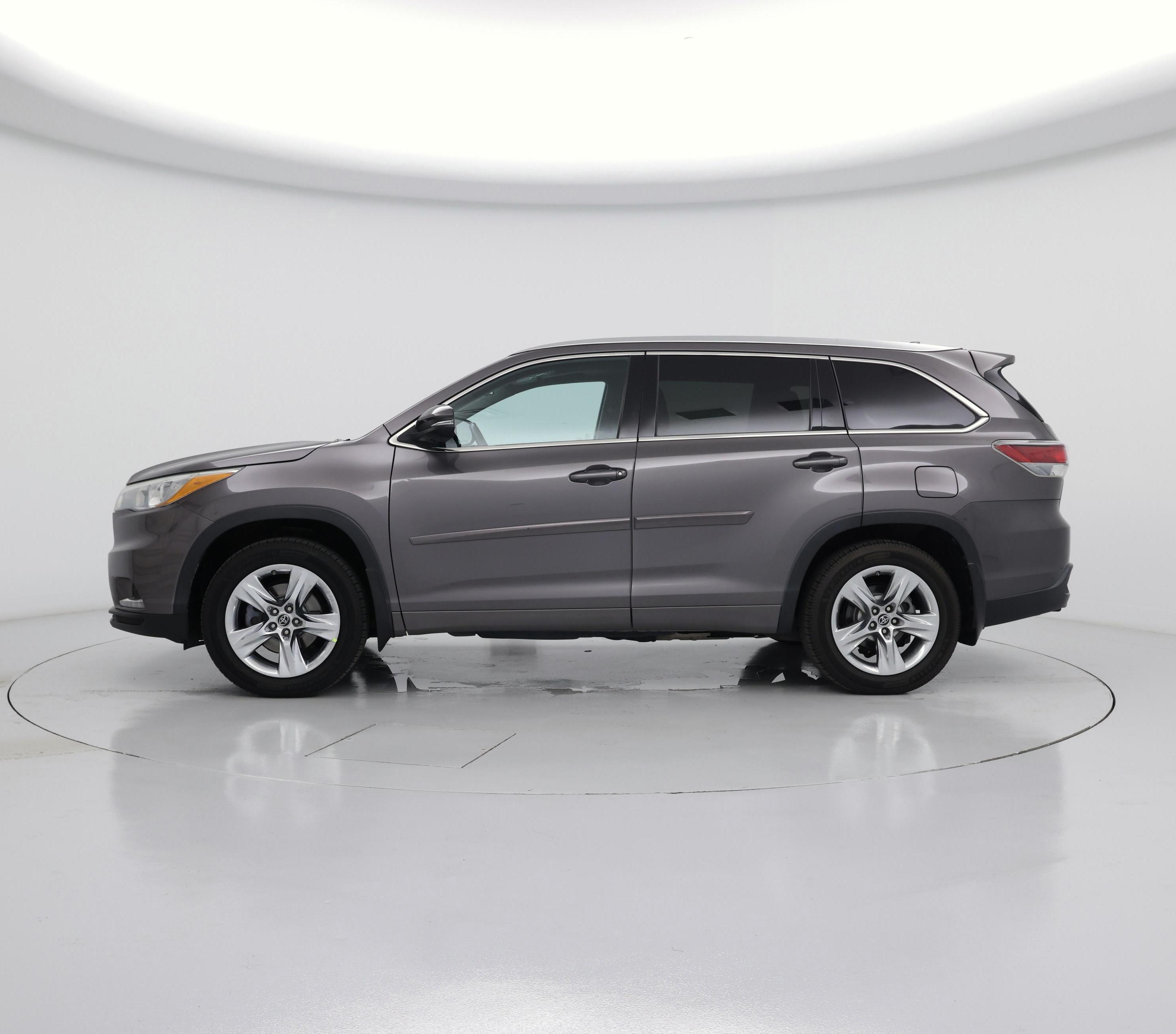 Thumbnail: 2016 Toyota Highlander - 3