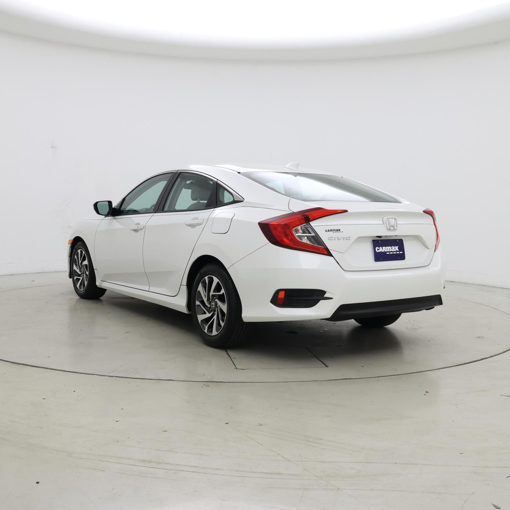 Thumbnail: 2017 Honda Civic - 2