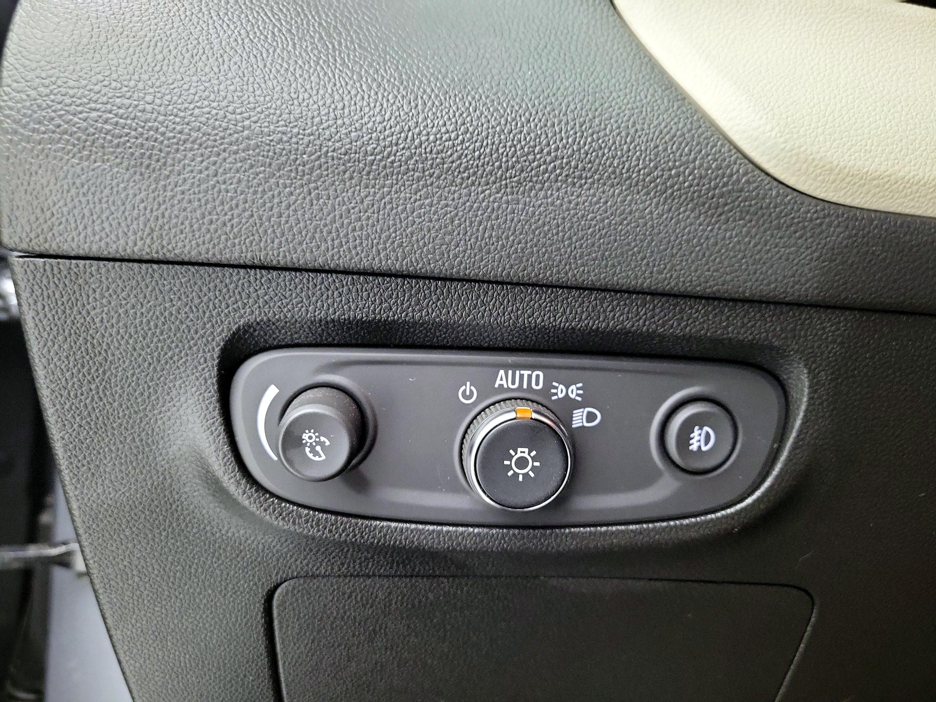 Thumbnail: 2021 Buick Encore GX - 13