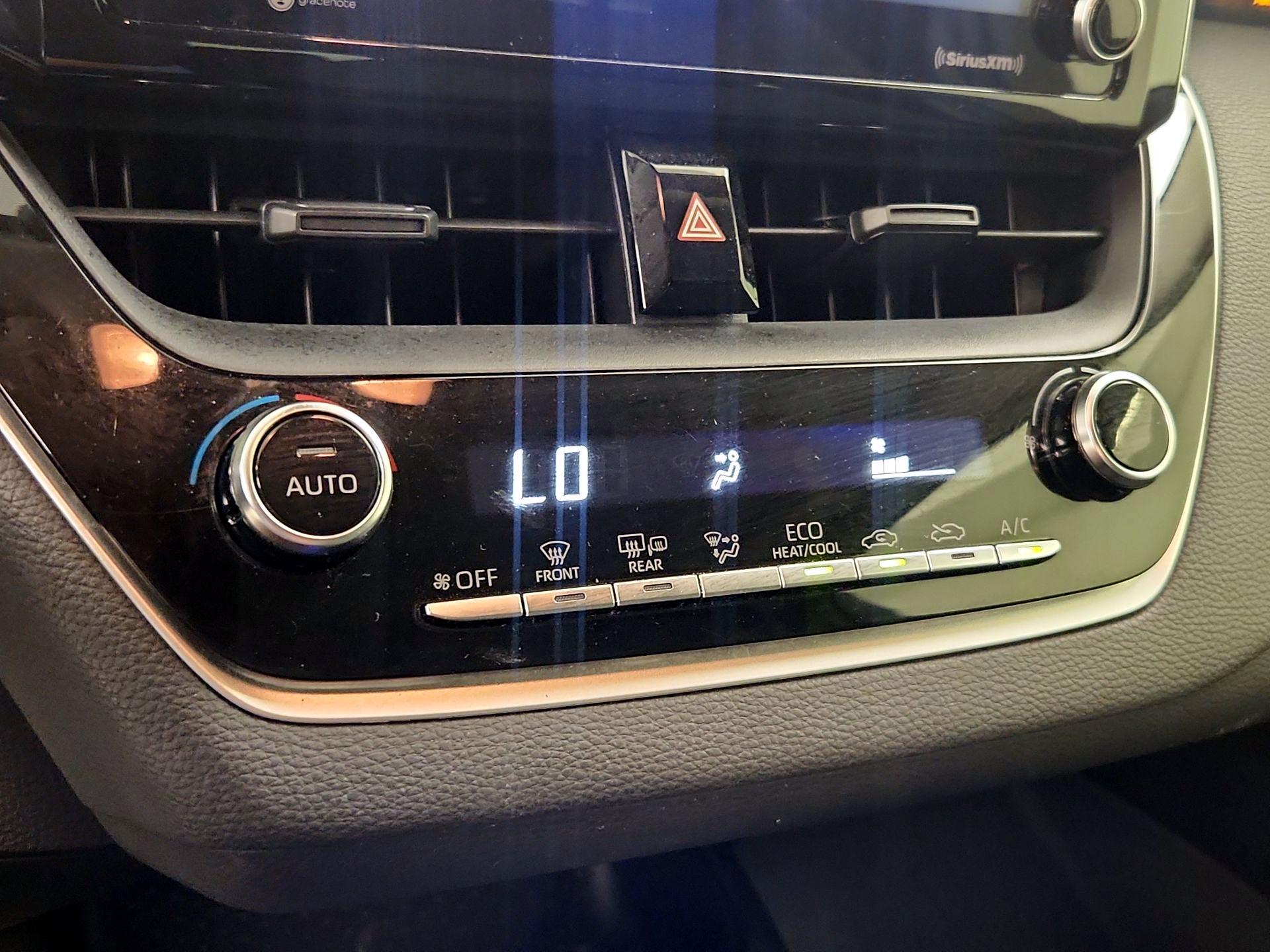 Thumbnail: 2021 Toyota Corolla - 16