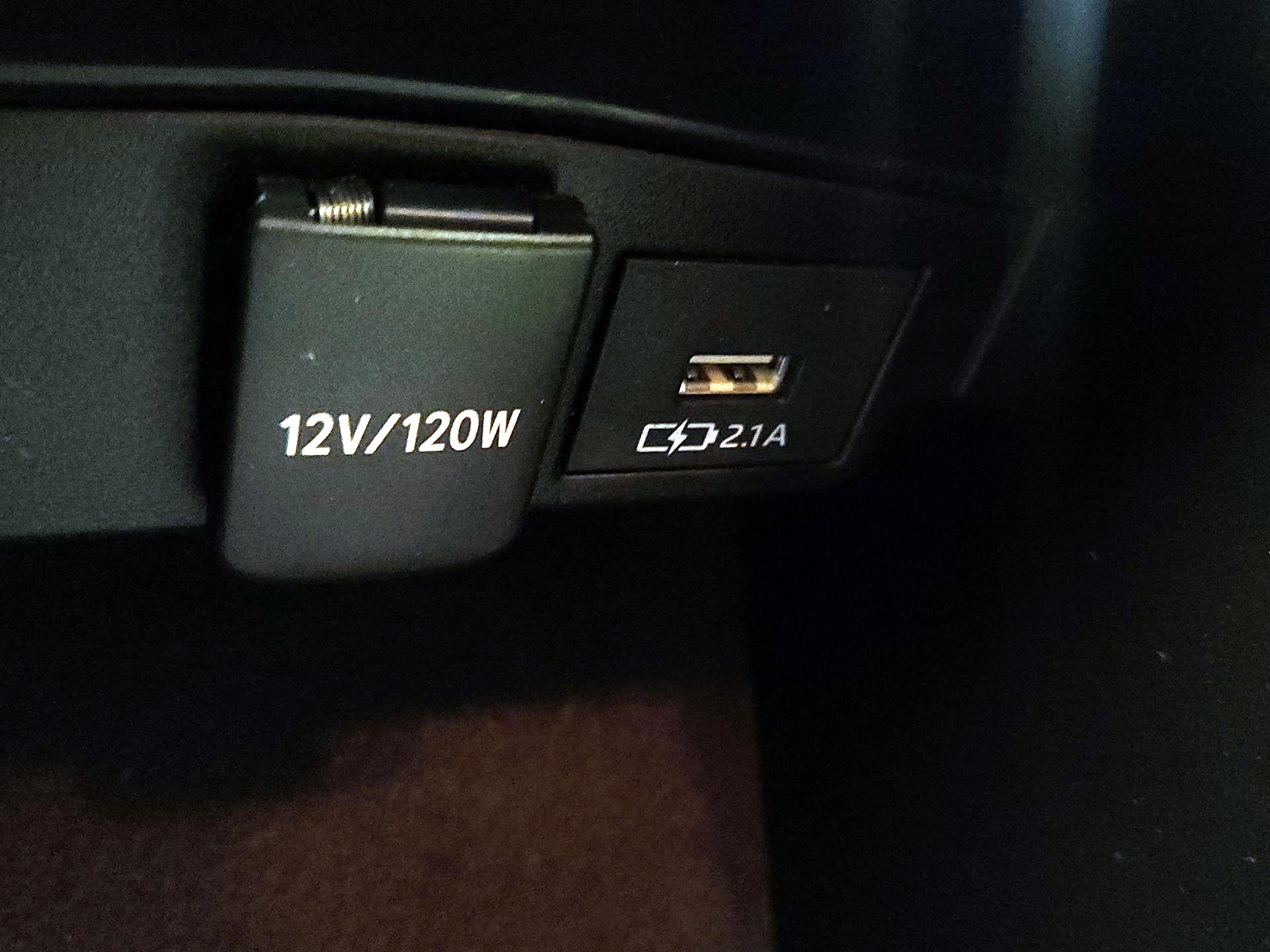 Thumbnail: 2021 Toyota Corolla - 18