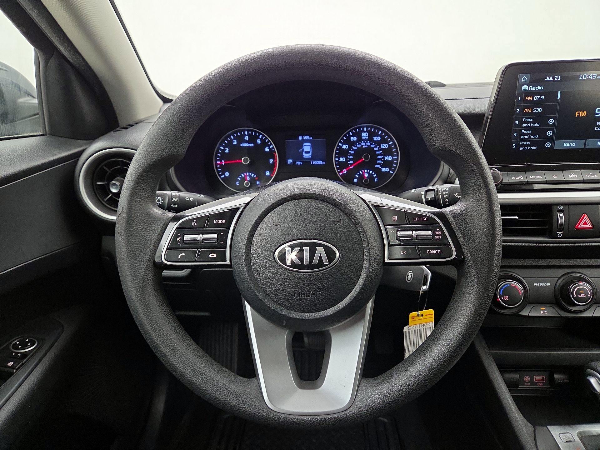 Thumbnail: 2021 Kia Forte - 10