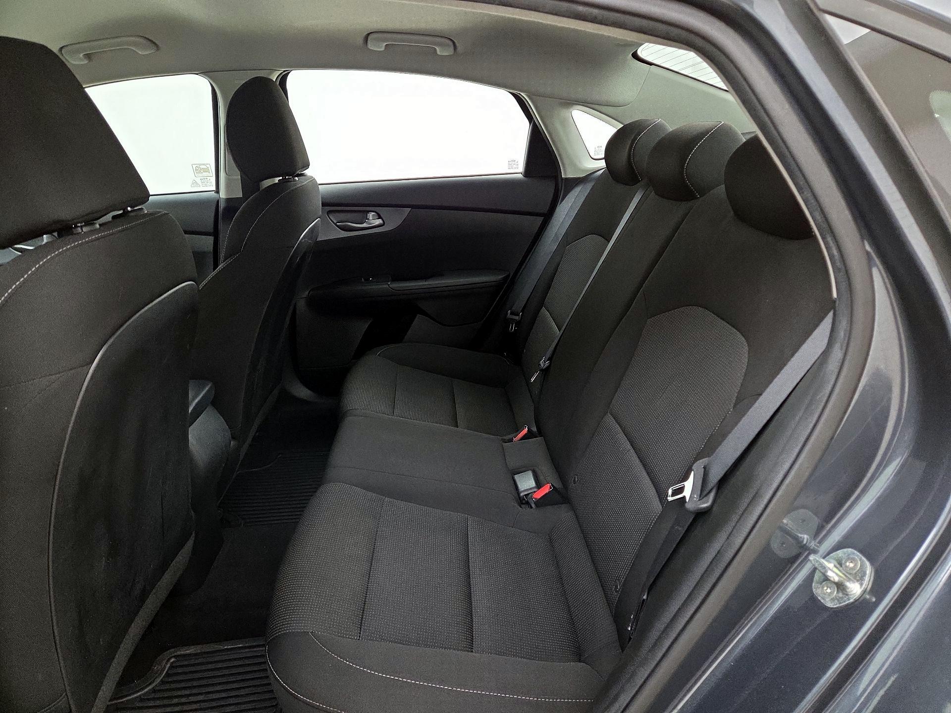Thumbnail: 2021 Kia Forte - 19