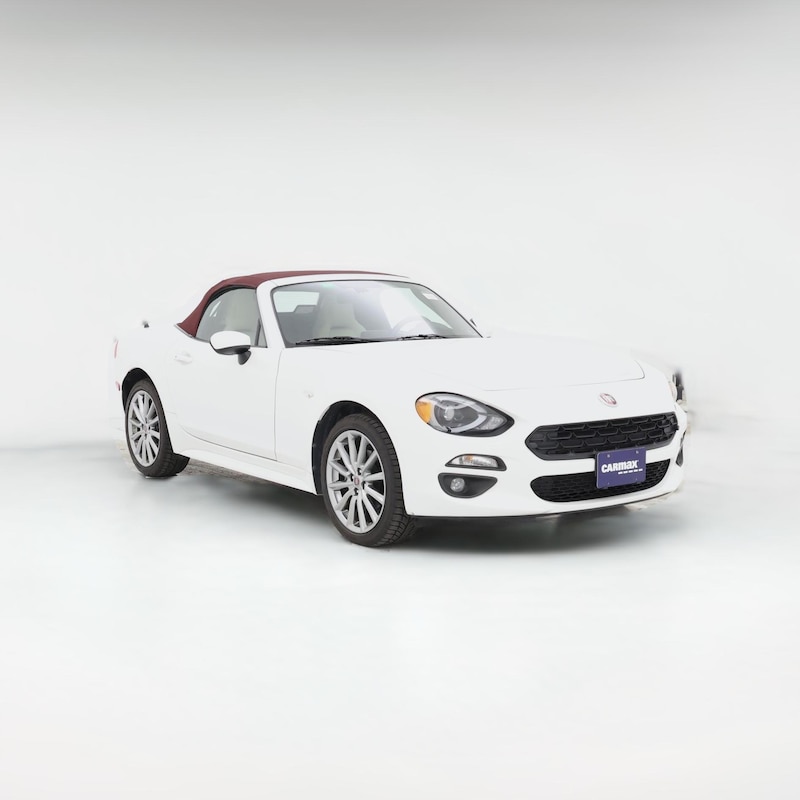2018 Fiat 124 Spider Lusso Red Top Edition