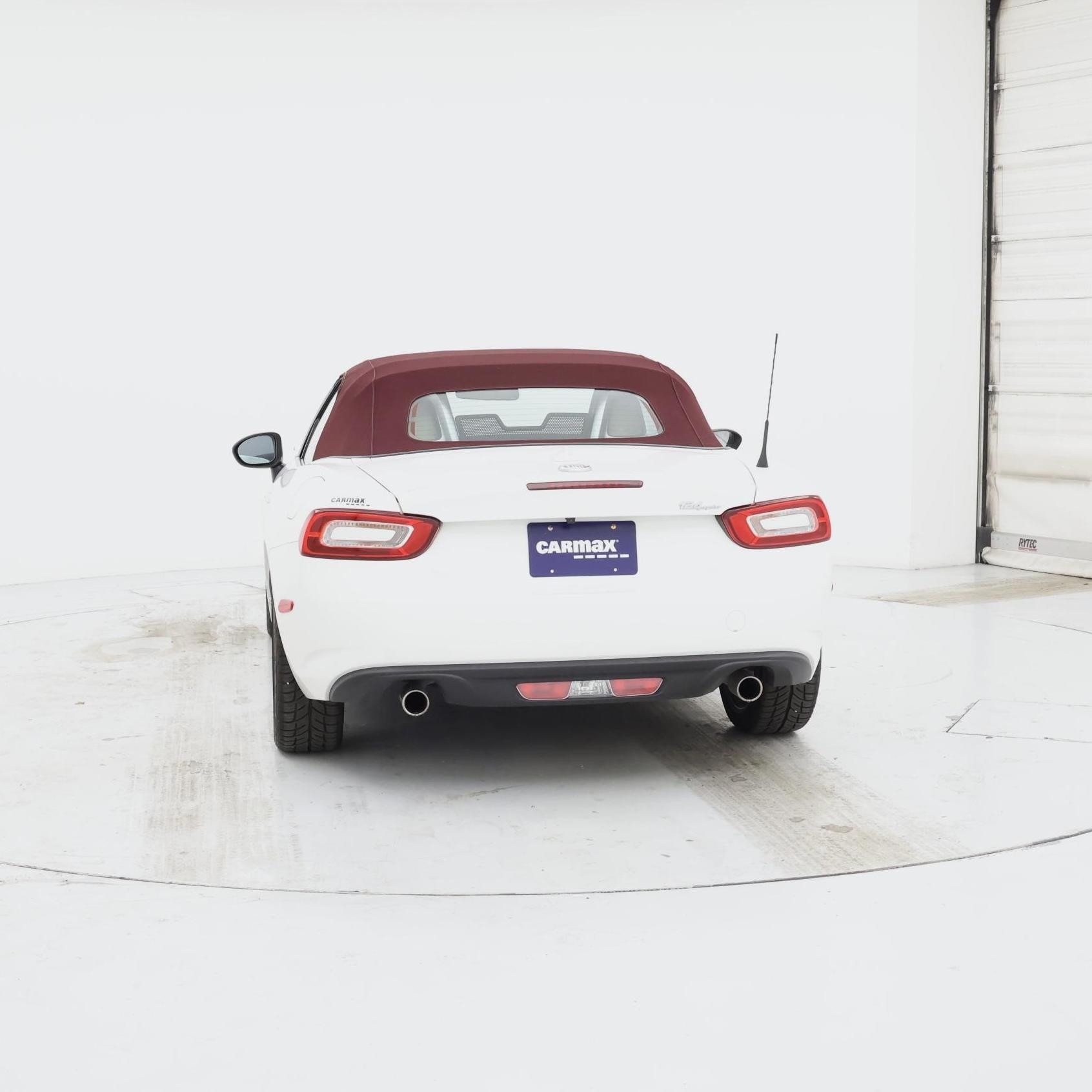Thumbnail: 2018 Fiat 124 Spider - 6