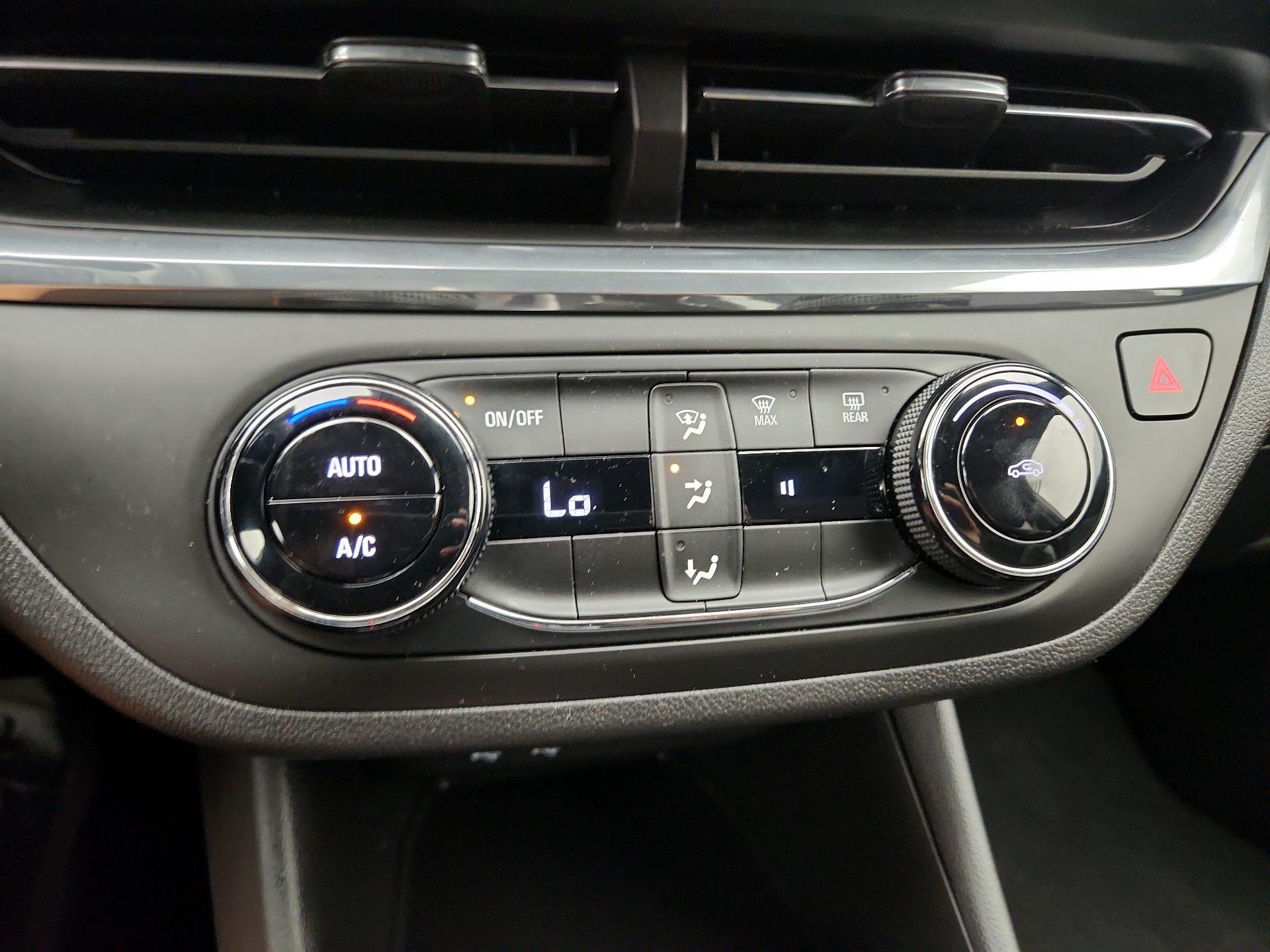 Thumbnail: 2024 Buick Envista - 16