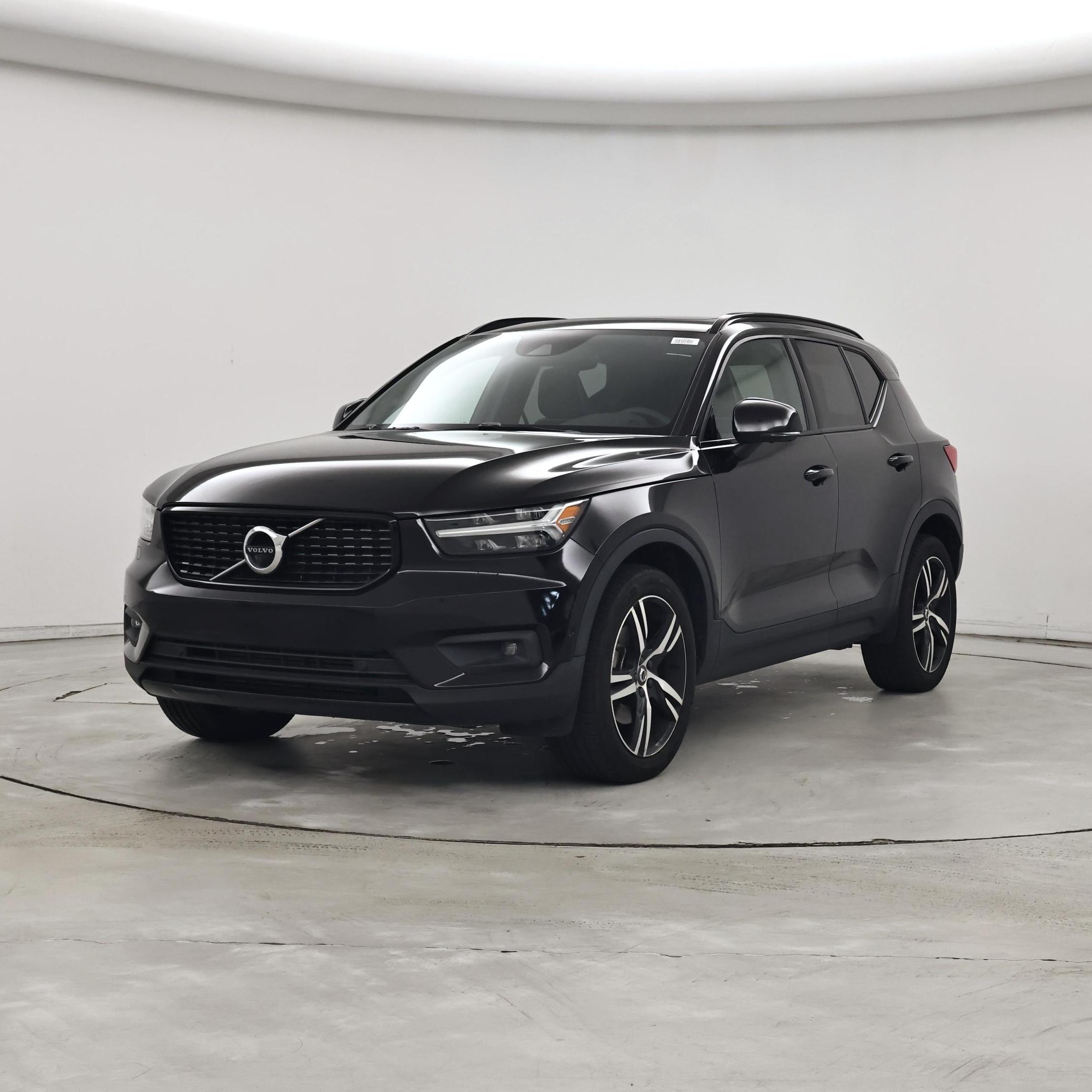 Thumbnail: 2021 Volvo XC40 - 4