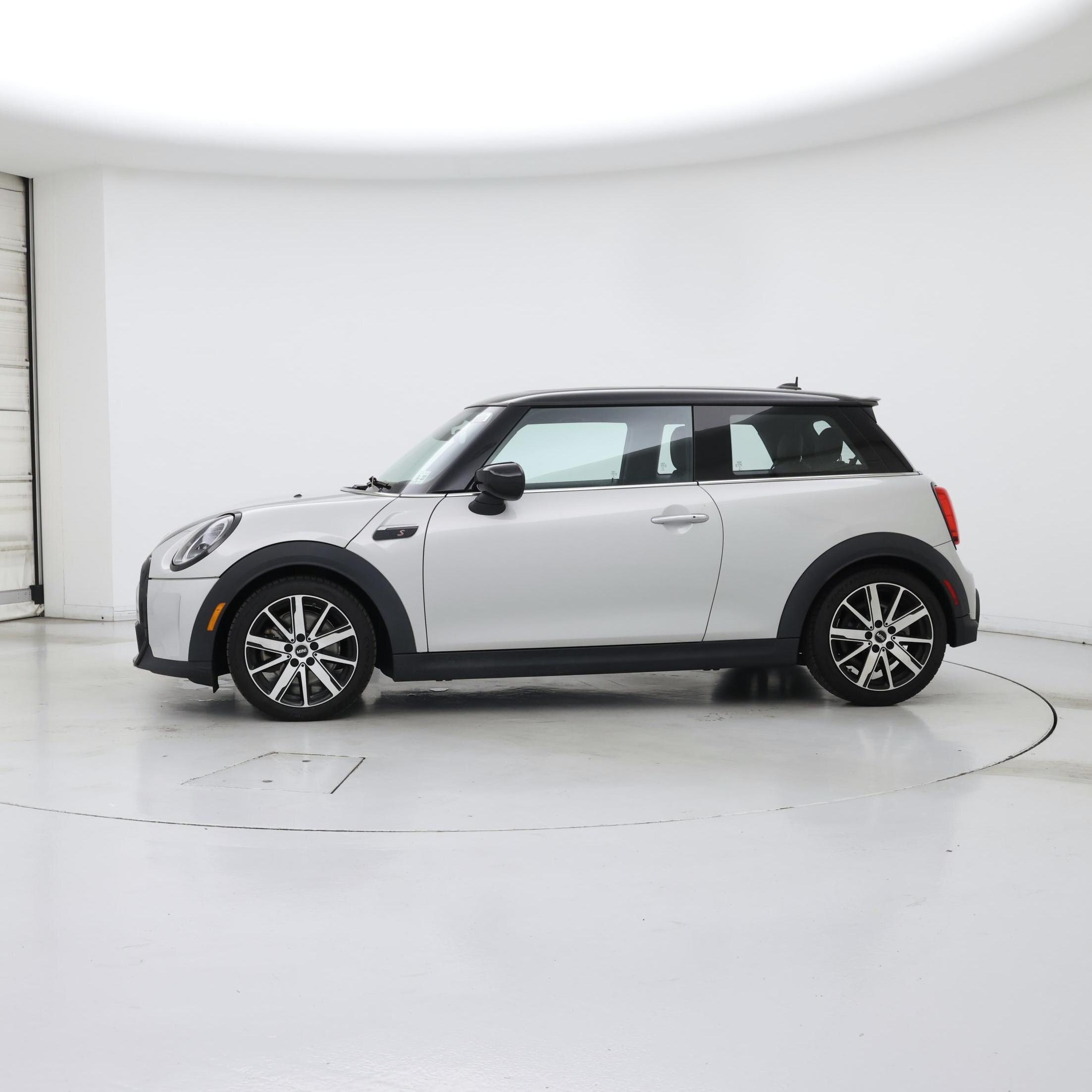 Thumbnail: 2023 MINI Cooper Hardtop - 3