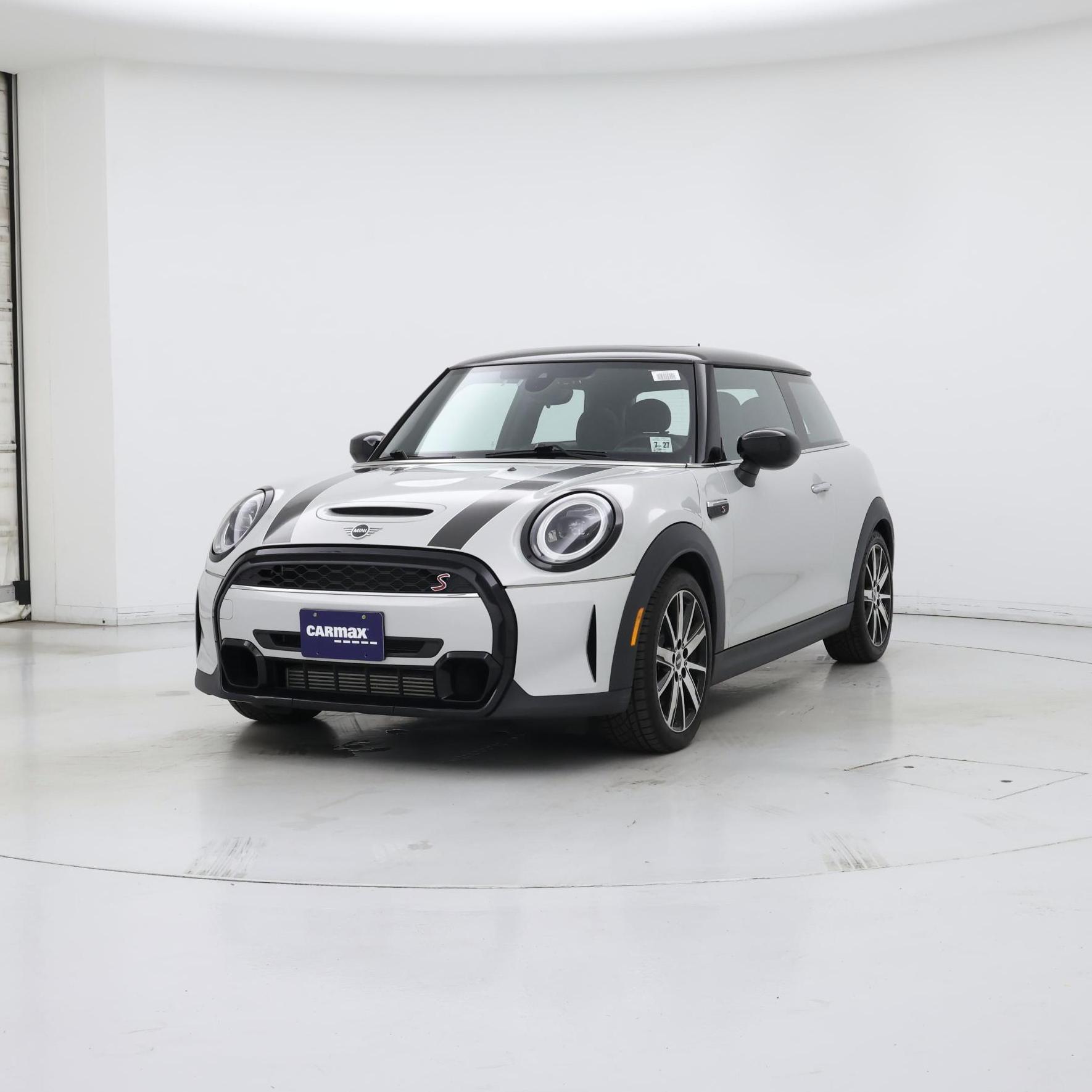 Thumbnail: 2023 MINI Cooper Hardtop - 4