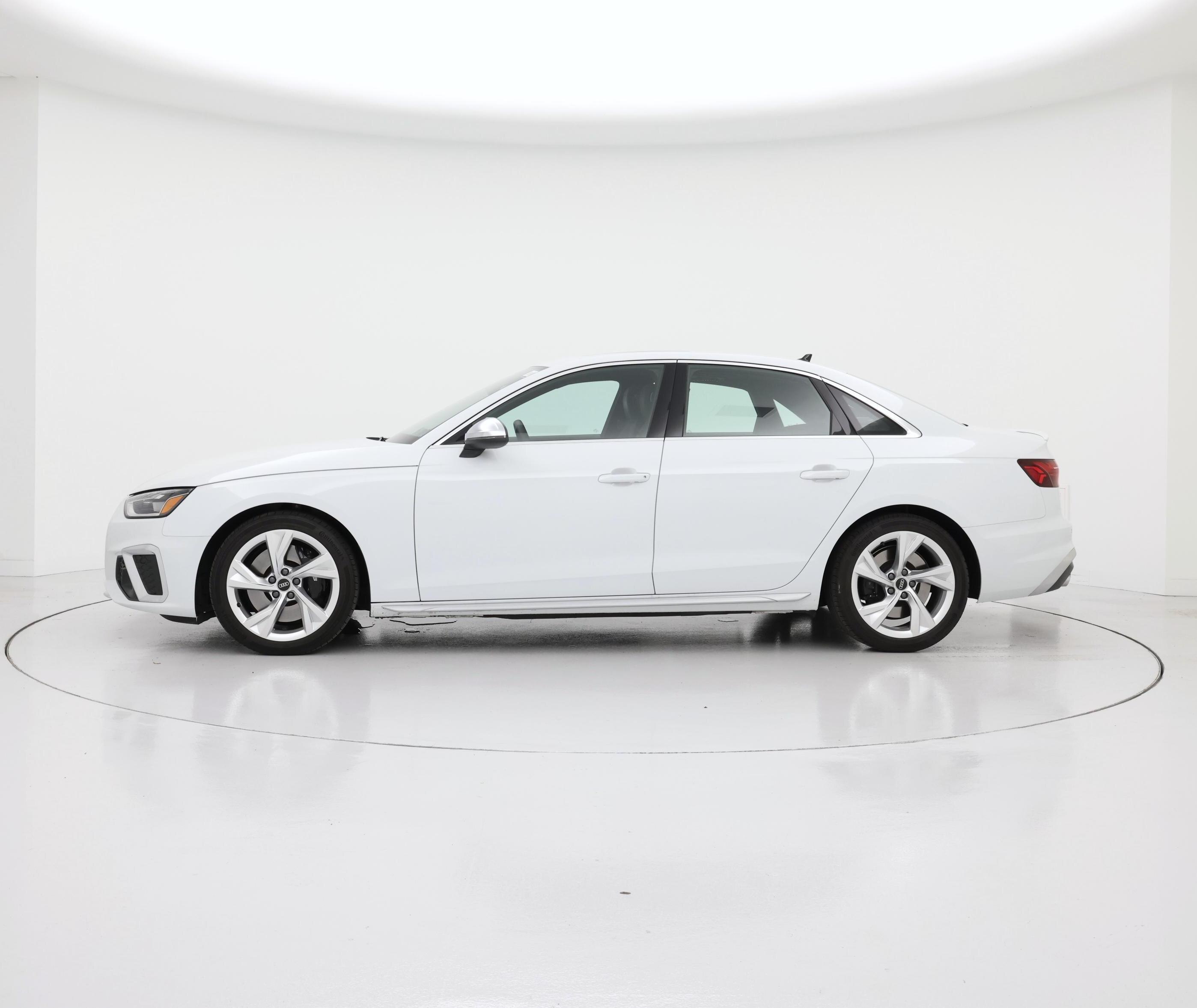 Thumbnail: 2021 Audi S4 - 3
