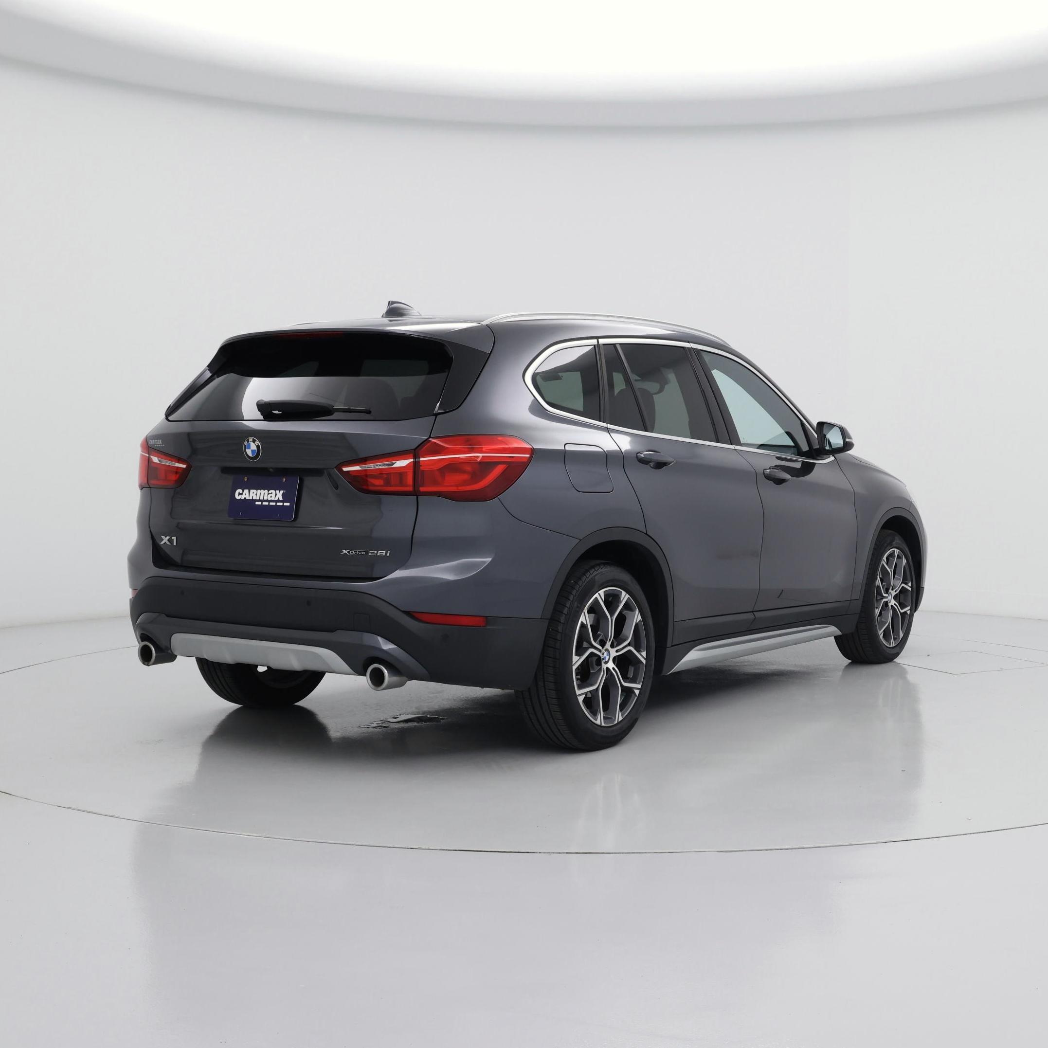 Thumbnail: 2021 BMW X1 - 8